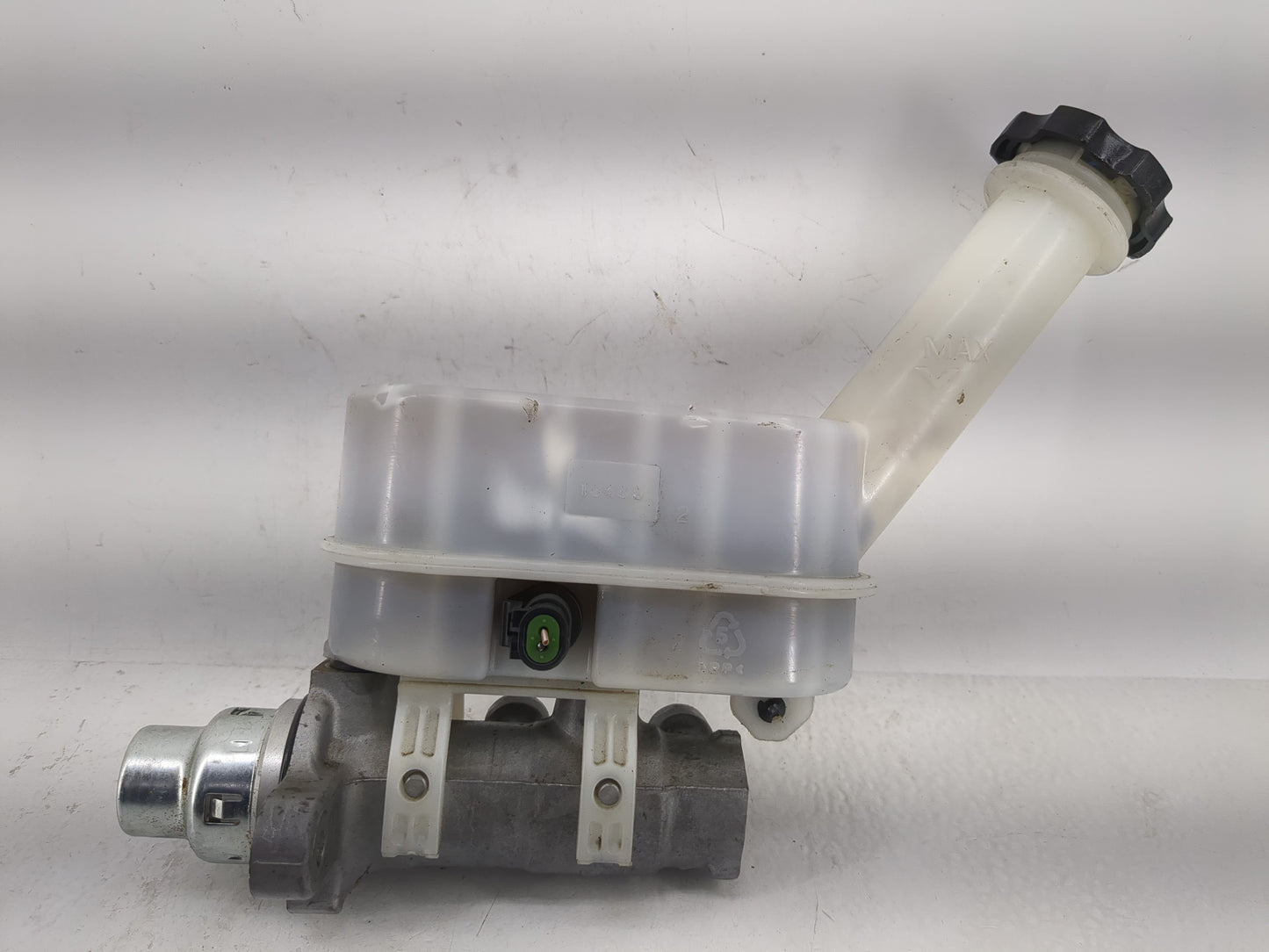 2008-2012 Honda Accord Brake Master Cylinder 1220753 - Oemusedautoparts1.com