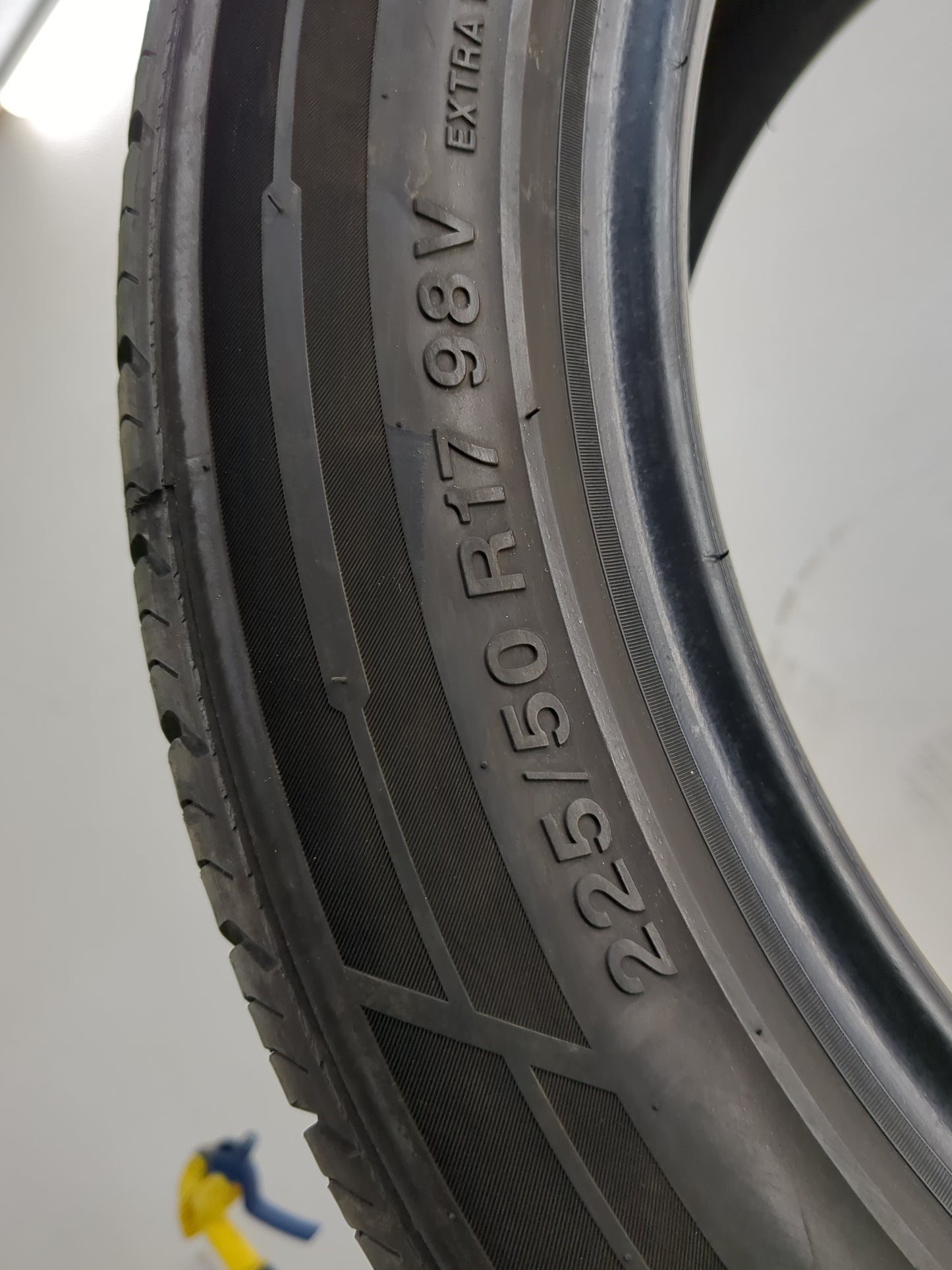 Used Tire 225/60R17 PHANTOM HRX 98V - Tread Depth 9/32 - Oemusedautoparts1.com