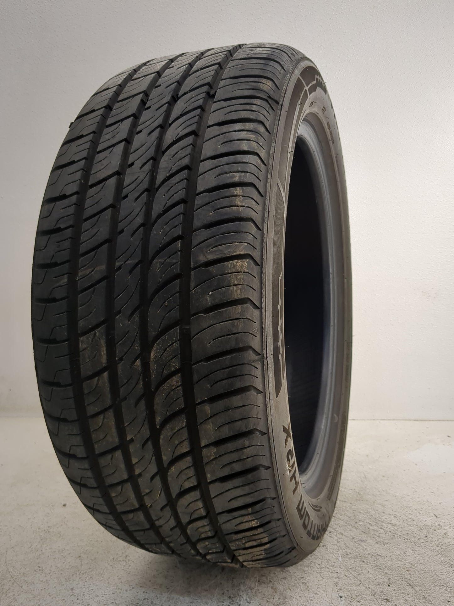 Used Tire 225/60R17 PHANTOM HRX 98V - Tread Depth 9/32 - Oemusedautoparts1.com