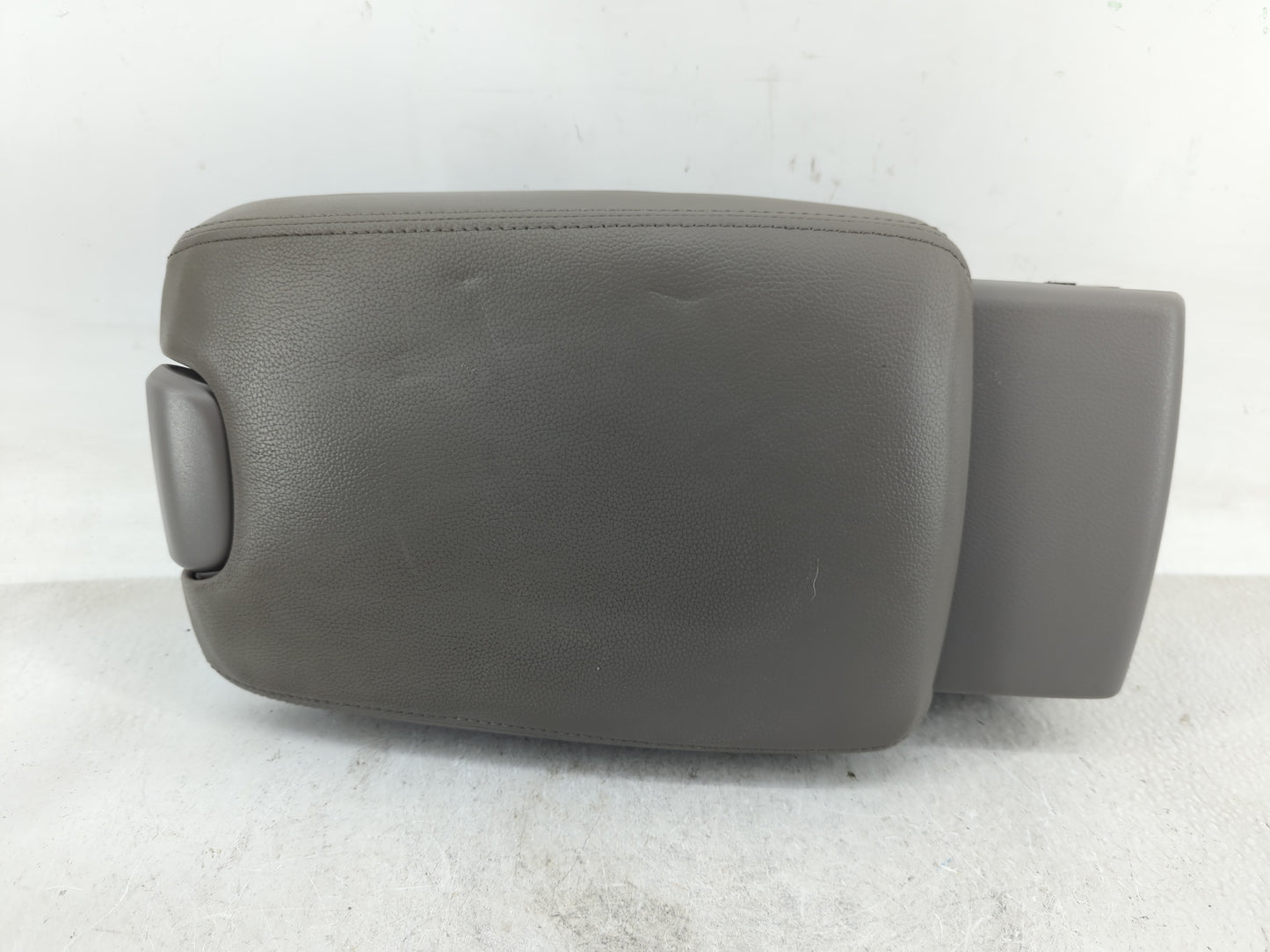 2010 Honda Accord Center Console Armrest Cover Lid Fits OEM Used Auto Parts - Oemusedautoparts1.com
