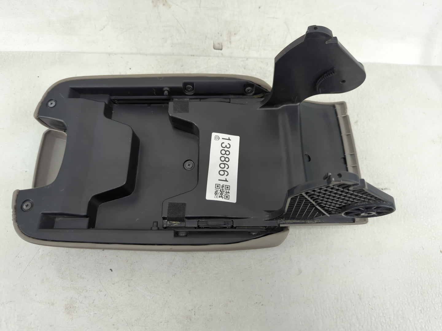 2010 Honda Accord Center Console Armrest Cover Lid Fits OEM Used Auto Parts - Oemusedautoparts1.com