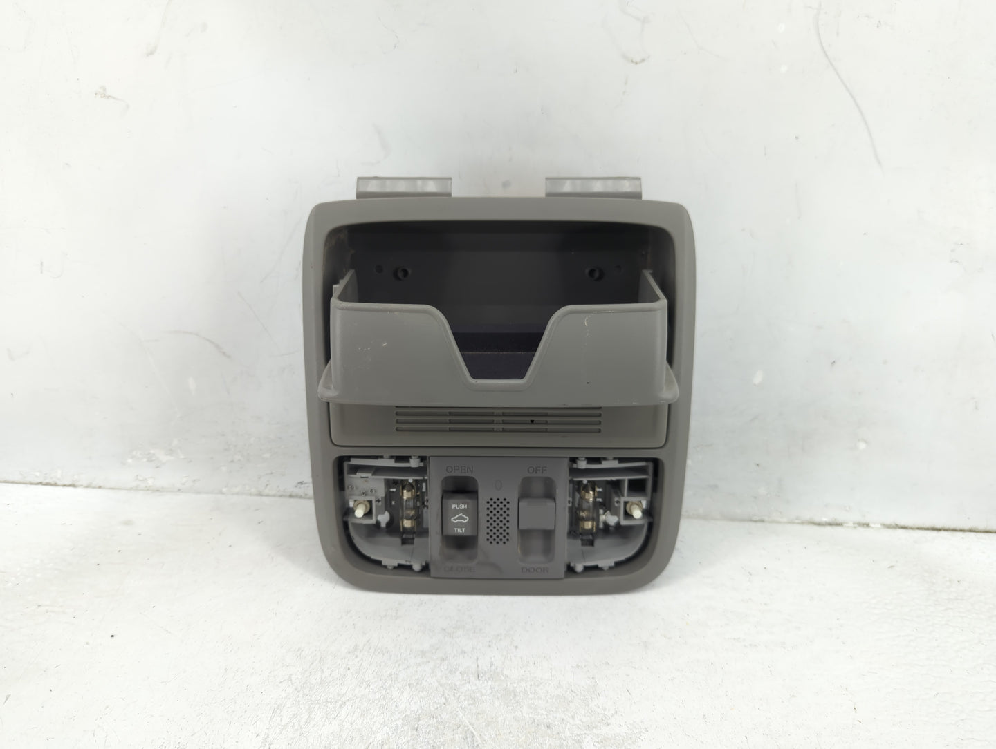 2010 Honda Accord Overhead Roof Console - Oemusedautoparts1.com