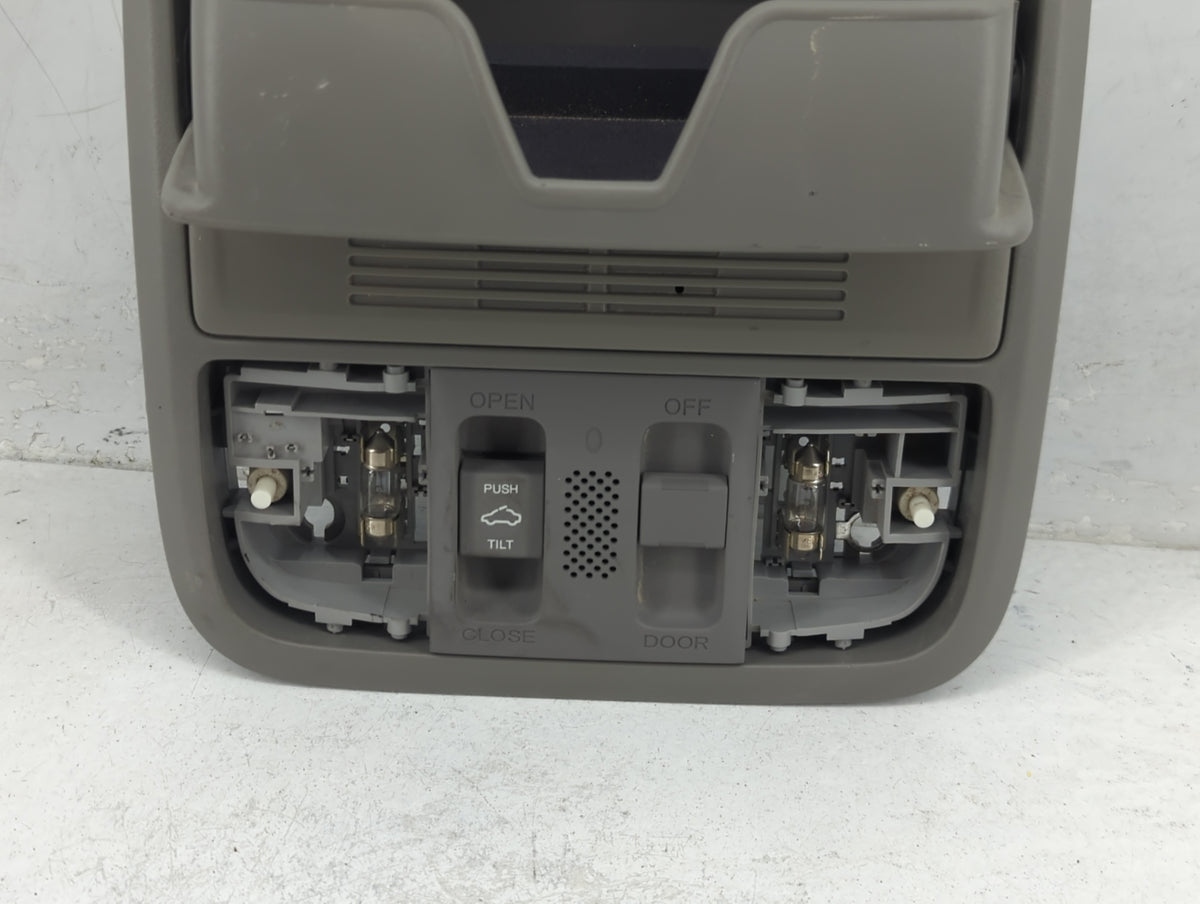 2008-2012 Honda Accord Overhead Roof Console 1388870 - Oemusedautoparts1.com