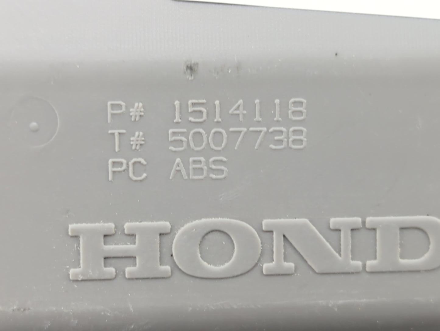 2008-2012 Honda Accord Overhead Roof Console 1388870 - Oemusedautoparts1.com