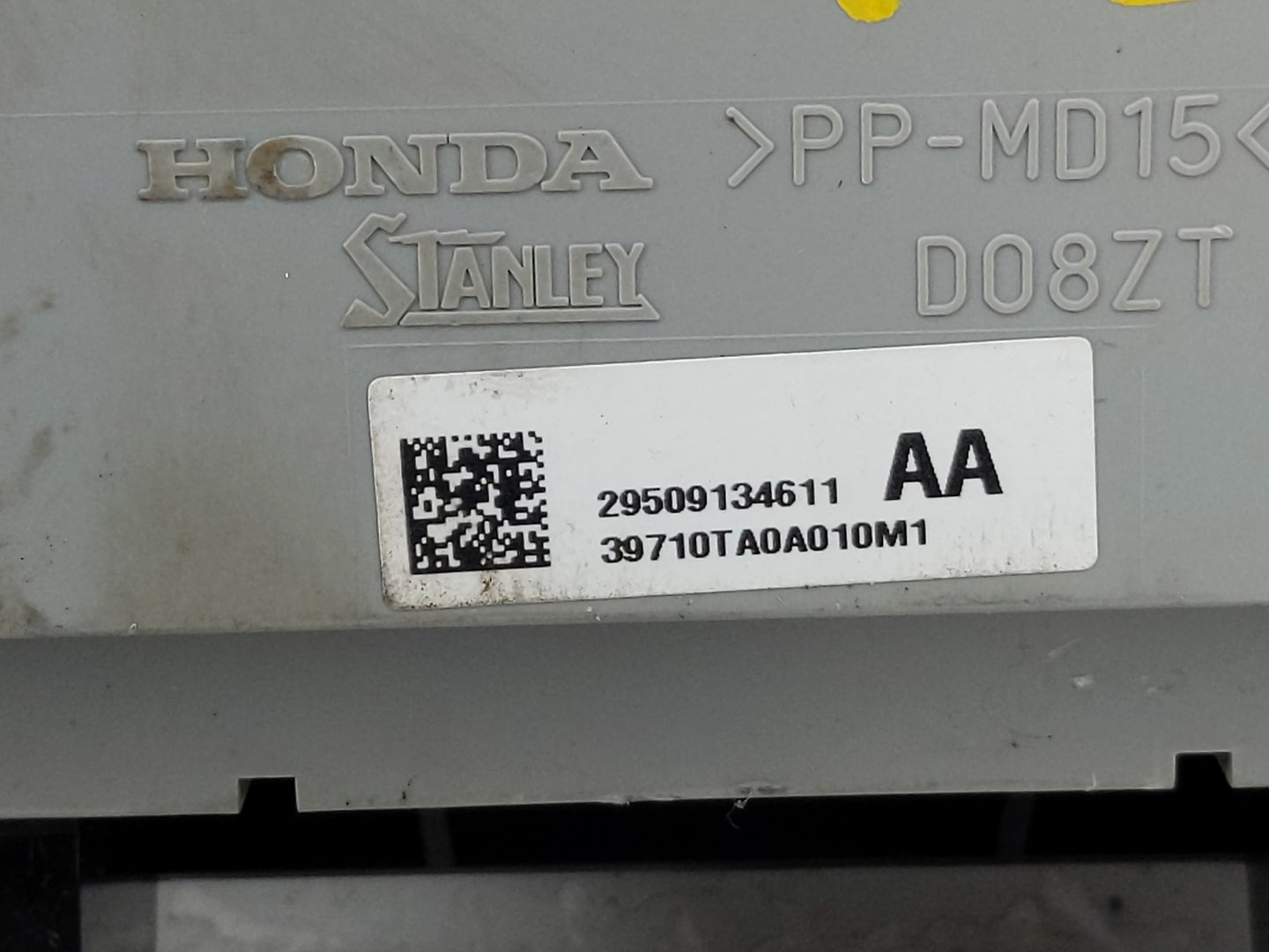 2008-2012 Honda Accord Radio AM FM Cd Player Receiver Replacement P/N:39710TA0A010M1 Fits Fits 2008 2009 2010 2011 2012 OEM 