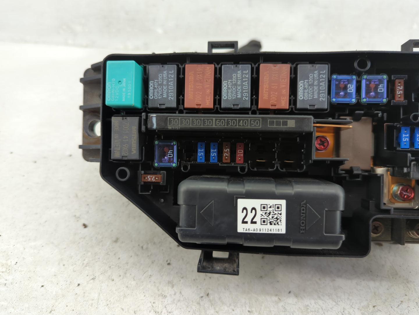 2008-2012 Honda Accord Fusebox Fuse Box Panel Relay Module P/N:32120TE1A01 Fits Fits 2008 2009 2010 2011 2012 OEM Used Auto 
