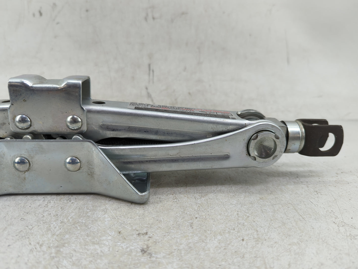 2010 Honda Accord Spare Scissor Car Jack 1409502 - Oemusedautoparts1.com