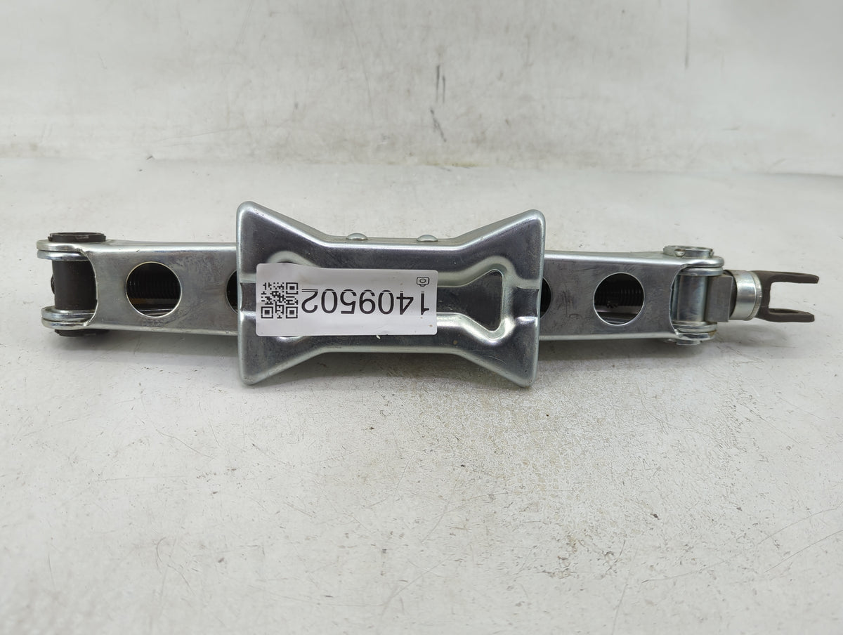 2010 Honda Accord Spare Scissor Car Jack 1409502 - Oemusedautoparts1.com