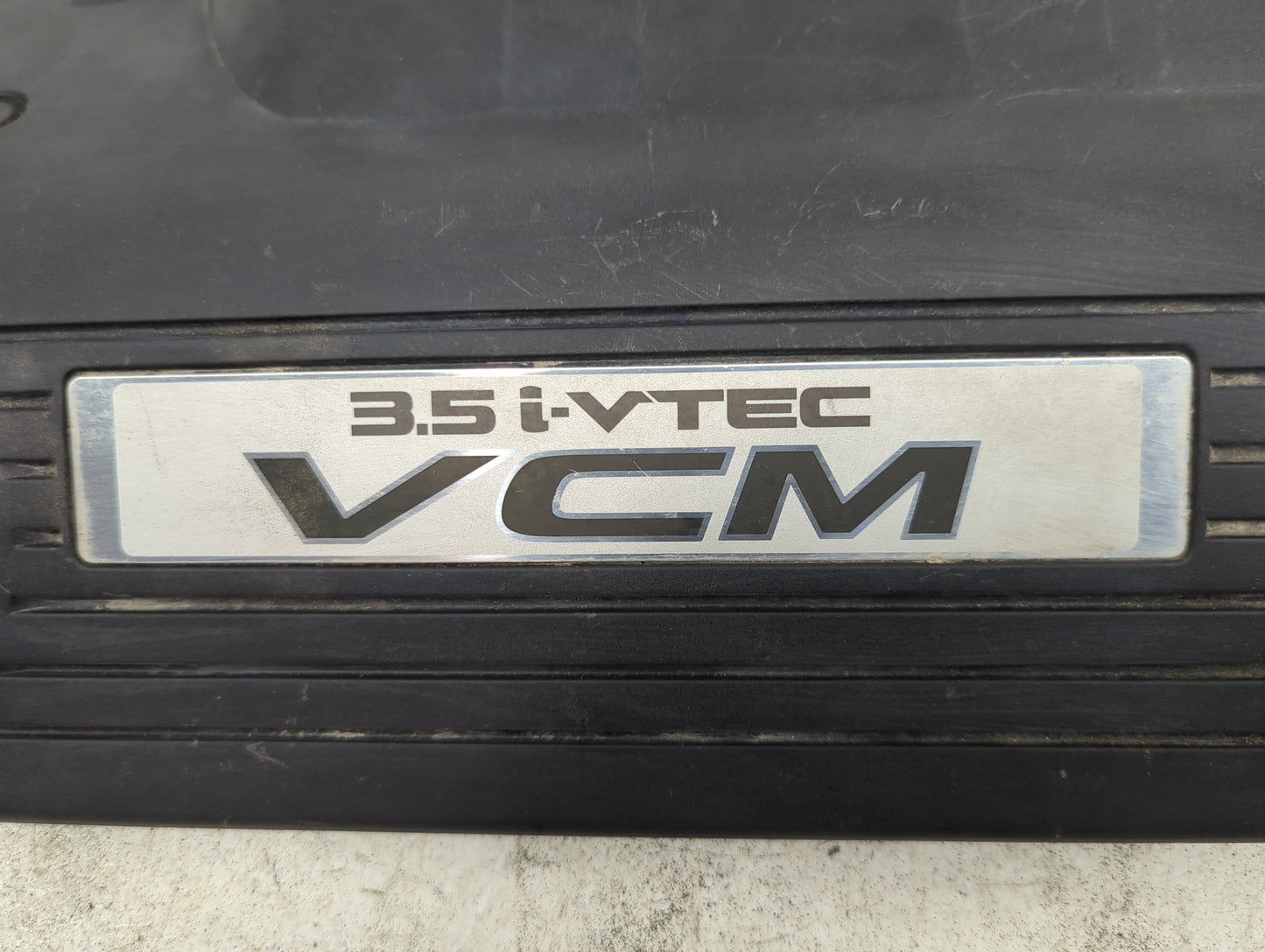 2010 Honda Accord Engine Cover - Oemusedautoparts1.com