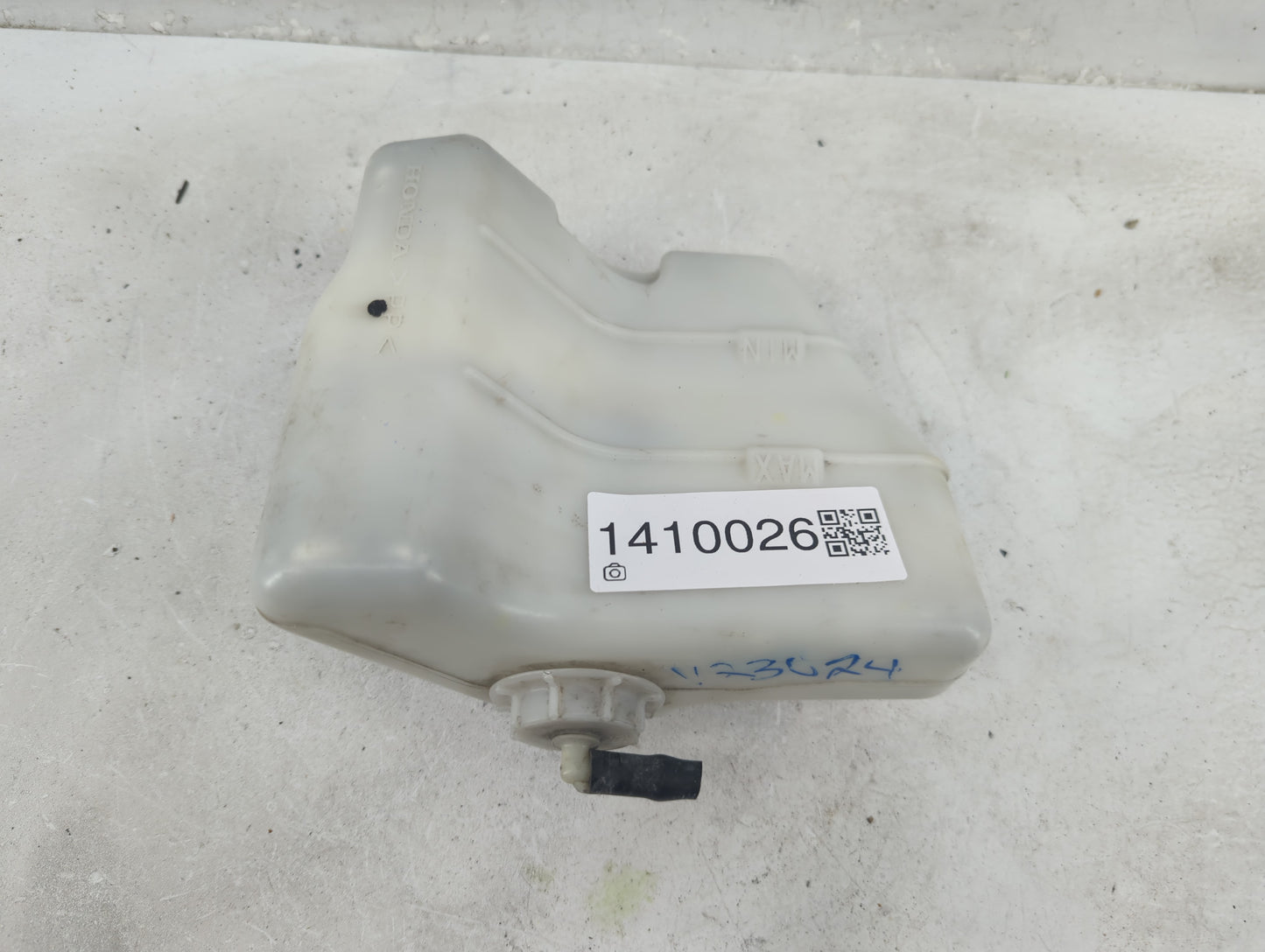 2008-2012 Honda Accord Radiator Coolant Overflow Expansion Tank Bottle 1410026 - Oemusedautoparts1.com