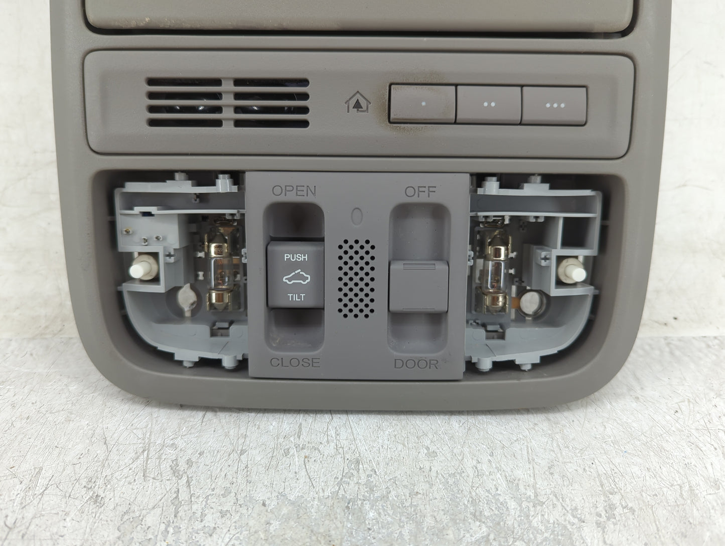 2010 Honda Accord Overhead Roof Console - Oemusedautoparts1.com