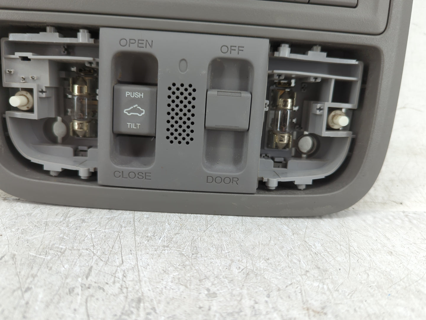 2008-2012 Honda Accord Overhead Roof Console 1410241 - Oemusedautoparts1.com