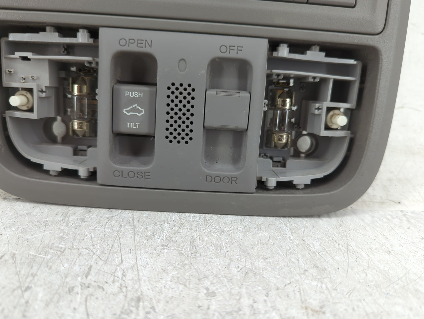 2008-2012 Honda Accord Overhead Roof Console 1410241 - Oemusedautoparts1.com