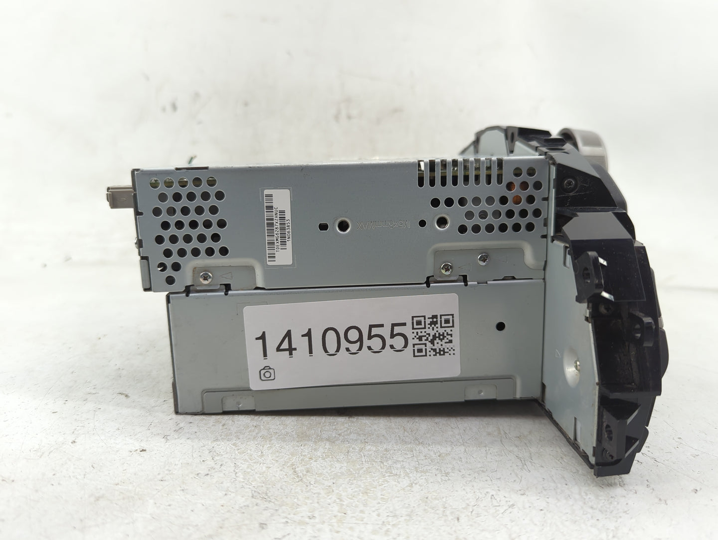 2010-2012 Honda Accord Radio AM FM Cd Player Receiver Replacement Fits Fits 2010 2011 2012 OEM Used Auto Parts - Oemusedauto