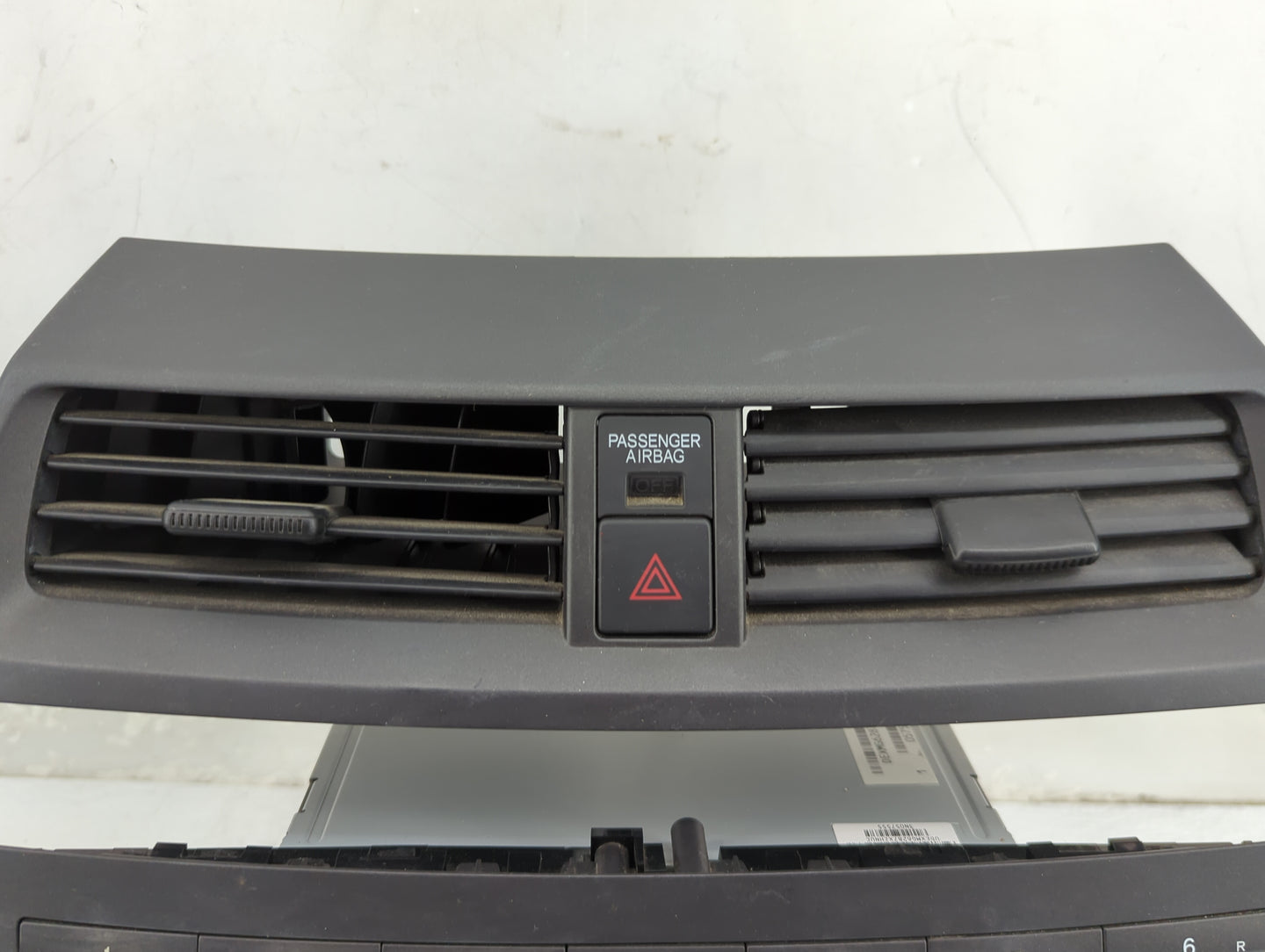 2010 Honda Accord Radio AM FM Cd Player Receiver Replacement P/N:DEX-6687 Fits OEM Used Auto Parts - Oemusedautoparts1.com