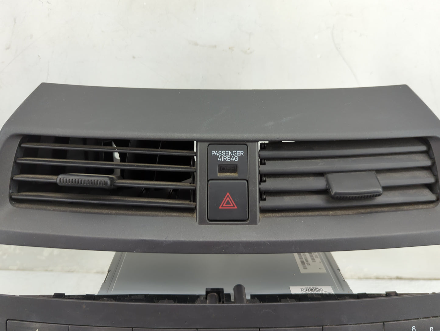 2010 Honda Accord Radio AM FM Cd Player Receiver Replacement P/N:DEX-6687 Fits OEM Used Auto Parts - Oemusedautoparts1.com