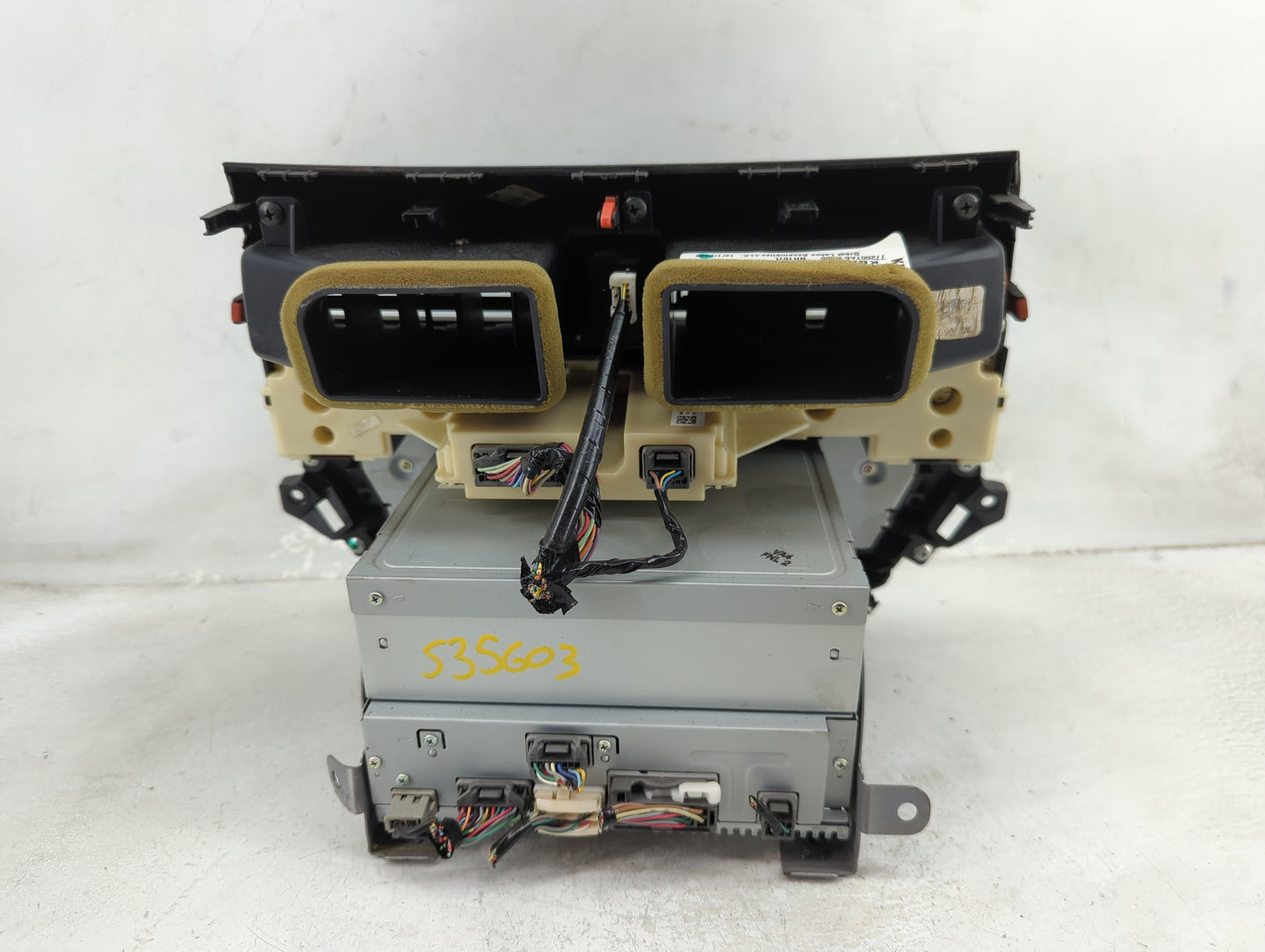 2010-2012 Honda Accord Radio AM FM Cd Player Receiver Replacement P/N:77260TA6A300 Fits Fits 2010 2011 2012 OEM Used Auto Pa
