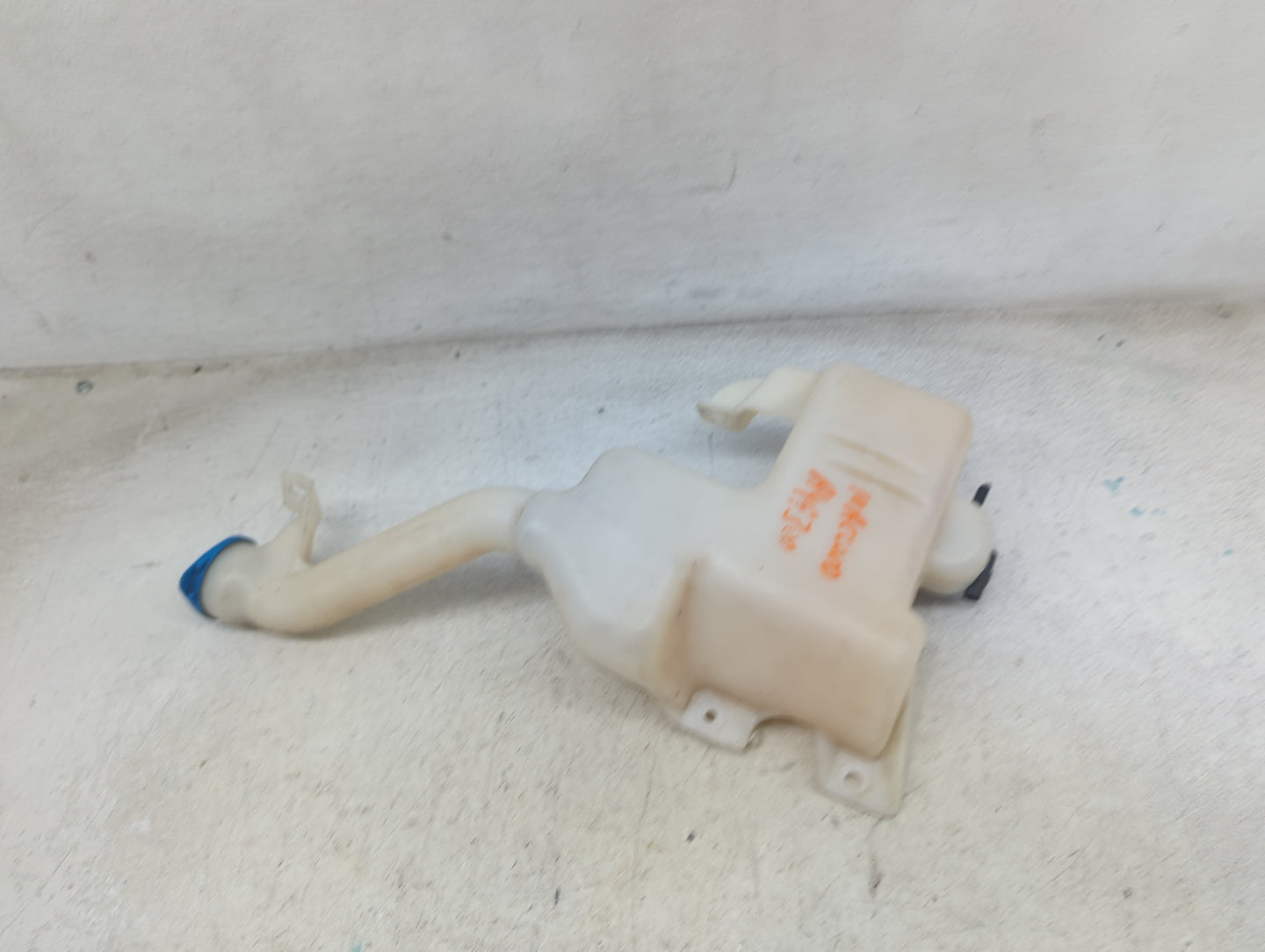 2008-2012 Honda Accord Windshield Washer Fluid Reservoir Bottle Oem 1473744 - Oemusedautoparts1.com