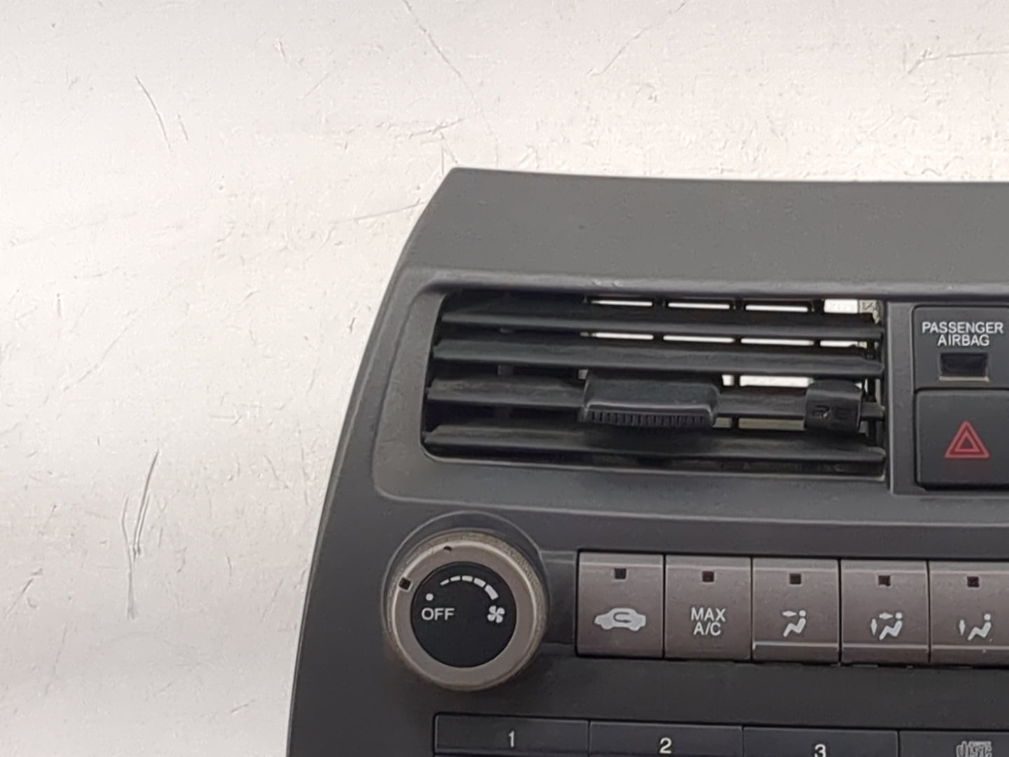 2008-2010 Honda Accord Radio AM FM Cd Player Receiver Replacement P/N:DEH-G6987ZHS1 Fits Fits 2008 2009 2010 OEM Used Auto P