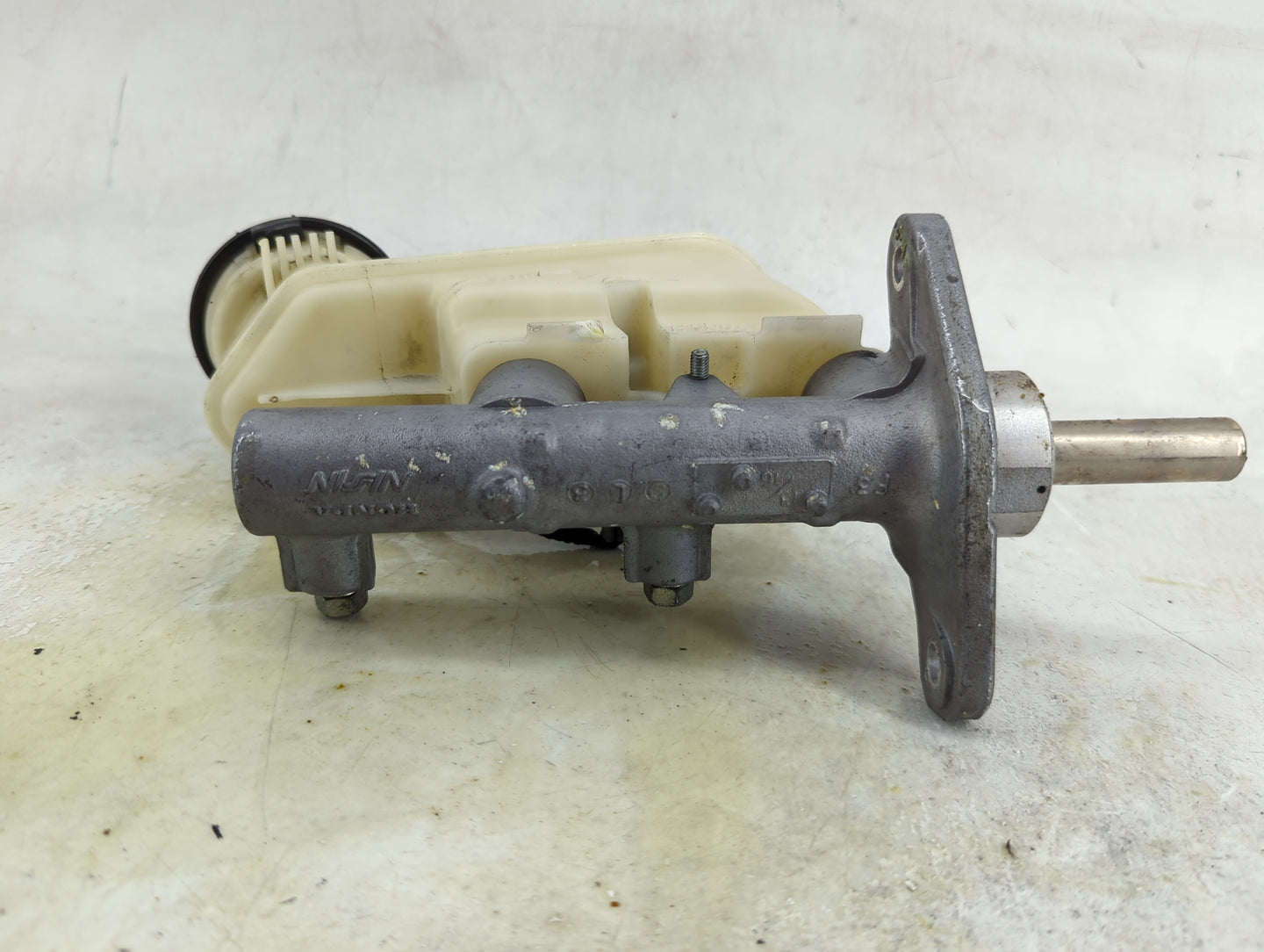 2008-2012 Honda Accord Brake Master Cylinder 1490644 - Oemusedautoparts1.com