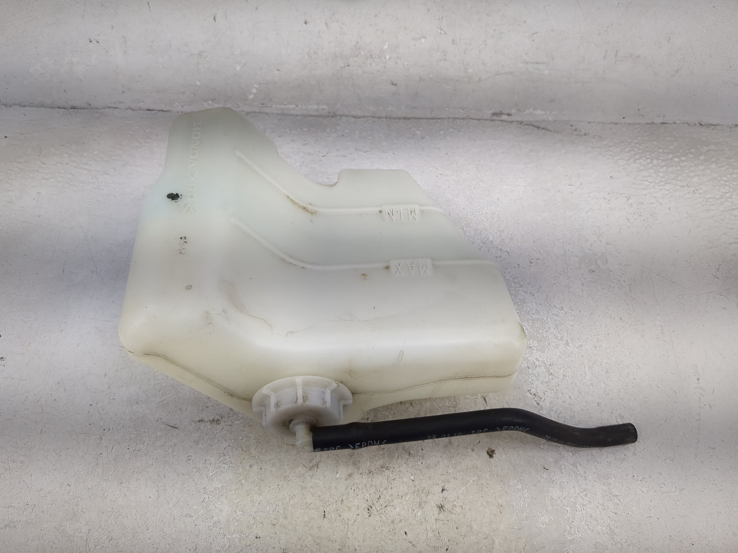 2008-2012 Honda Accord Radiator Coolant Overflow Expansion Tank Bottle 1494542 - Oemusedautoparts1.com