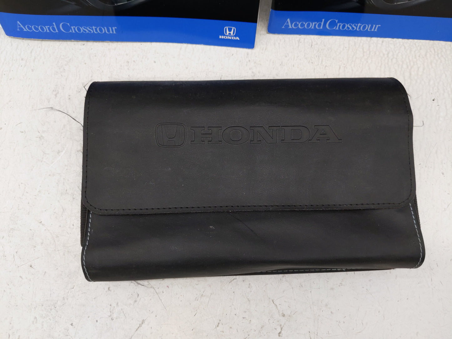 2010 Honda Accord Owners Manual Book Guide OEM Used Auto Parts - Oemusedautoparts1.com