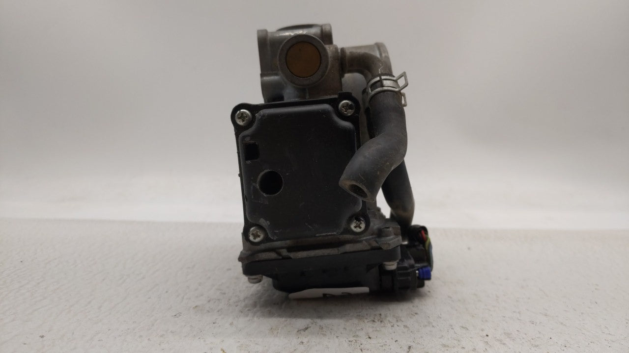 2008-2012 Honda Accord Throttle Body P/N:GMD7A Fits Fits 2008 2009 2010 2011 2012 OEM Used Auto Parts - Oemusedautoparts1.co