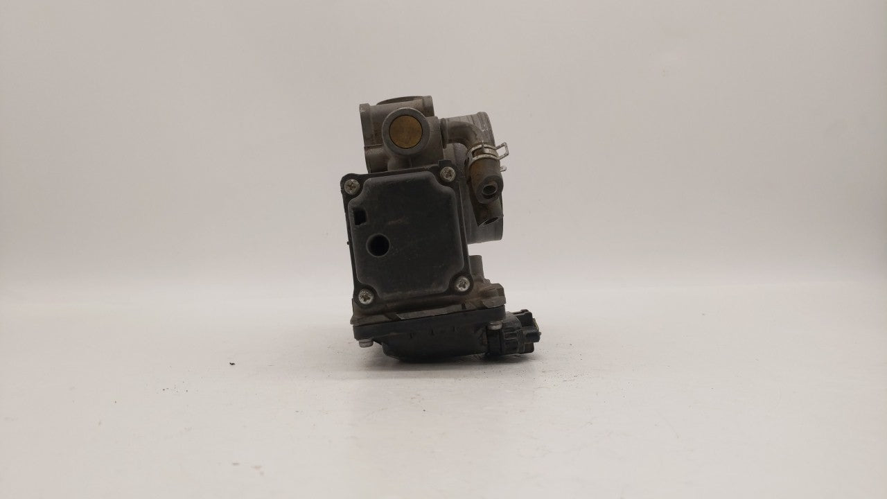 2008-2012 Honda Accord Throttle Body P/N:GMD7B GMD7A Fits Fits 2008 2009 2010 2011 2012 OEM Used Auto Parts - Oemusedautopar