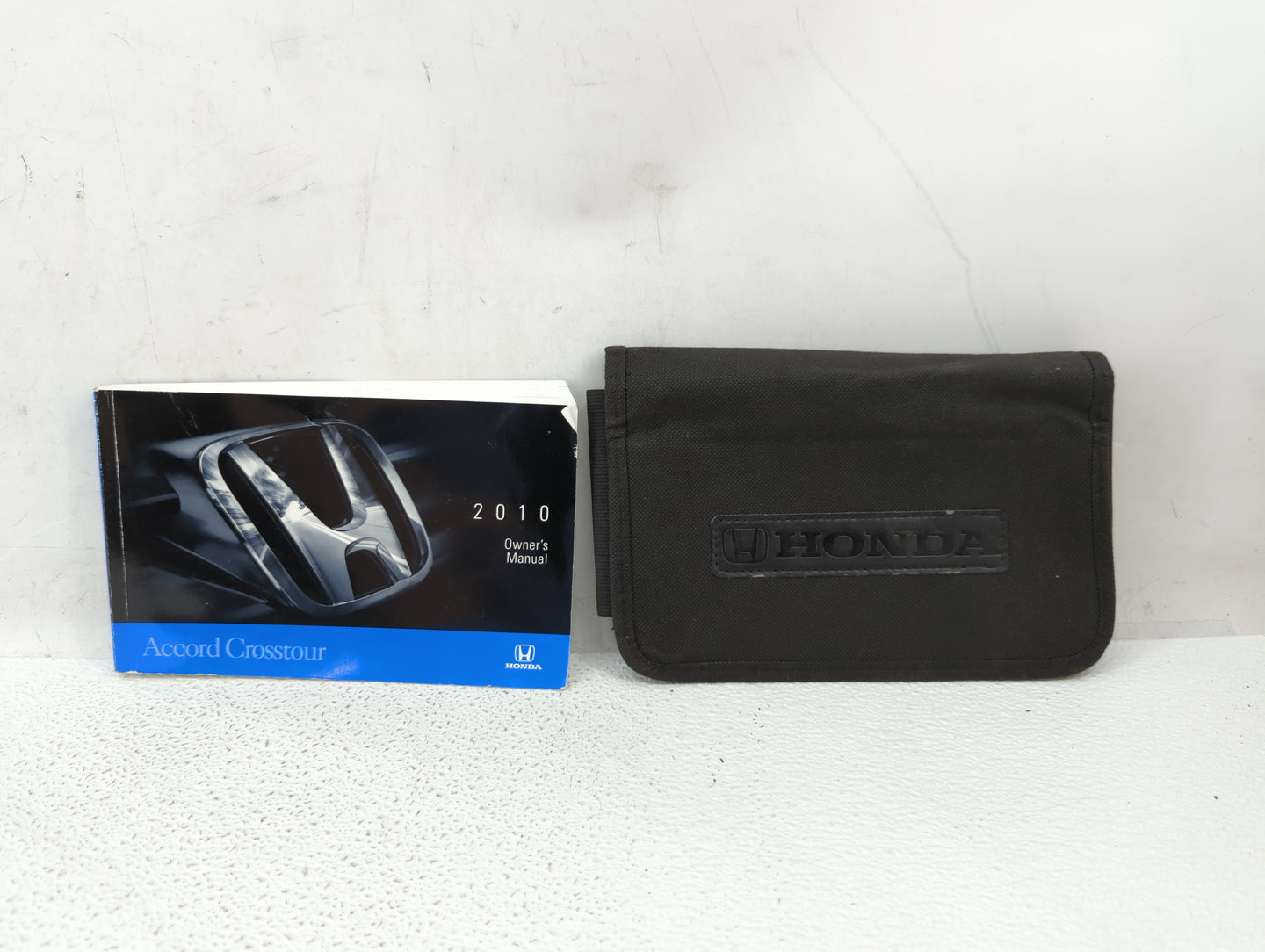 2010 Honda Accord Owners Manual Book Guide OEM Used Auto Parts - Oemusedautoparts1.com