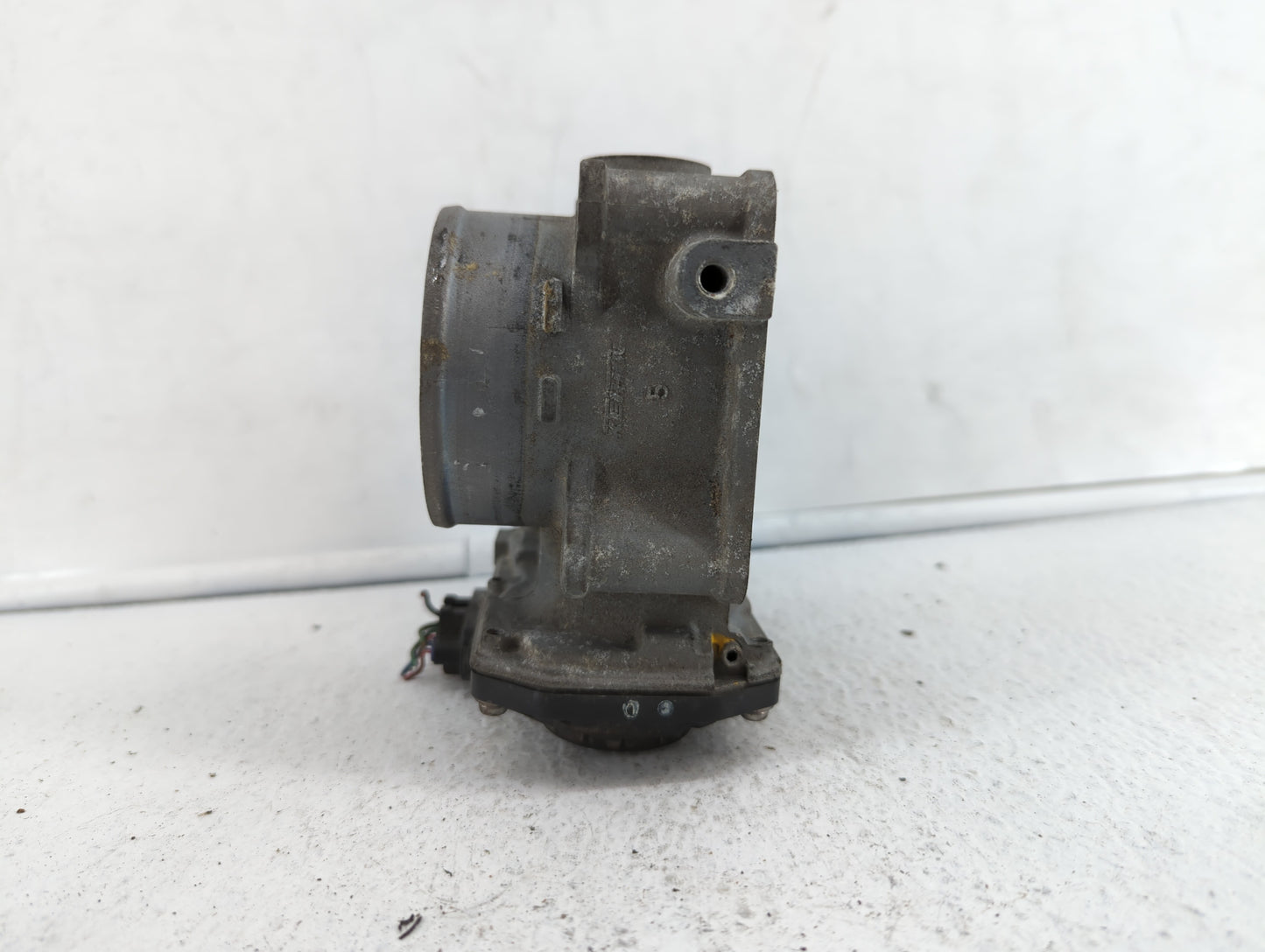 2008-2012 Honda Accord Throttle Body P/N:GMF3B 1430 02P07, GMD7A, GMD7B Fits Fits 2008 2009 2010 2011 2012 OEM Used Auto Par