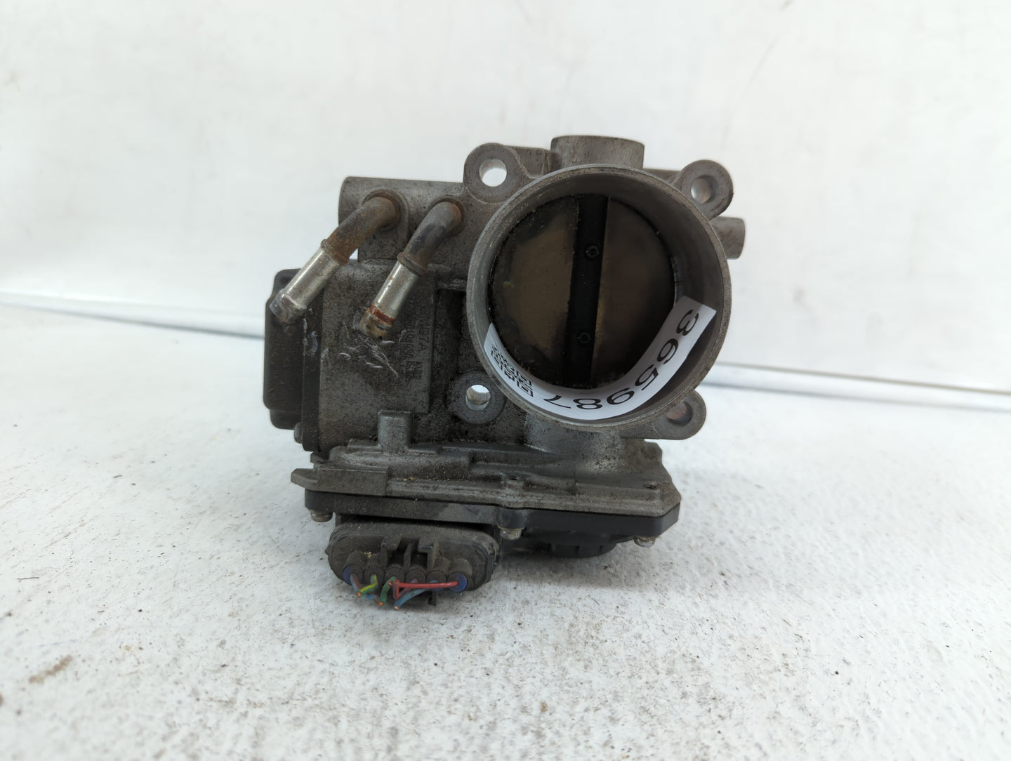 2008-2012 Honda Accord Throttle Body P/N:GMF3B 1430 02P07, GMD7A, GMD7B Fits Fits 2008 2009 2010 2011 2012 OEM Used Auto Par