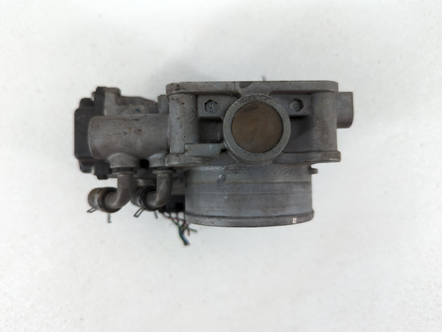2008-2012 Honda Accord Throttle Body P/N:GMF3B 1430 02P07, GMD7A, GMD7B Fits Fits 2008 2009 2010 2011 2012 OEM Used Auto Par