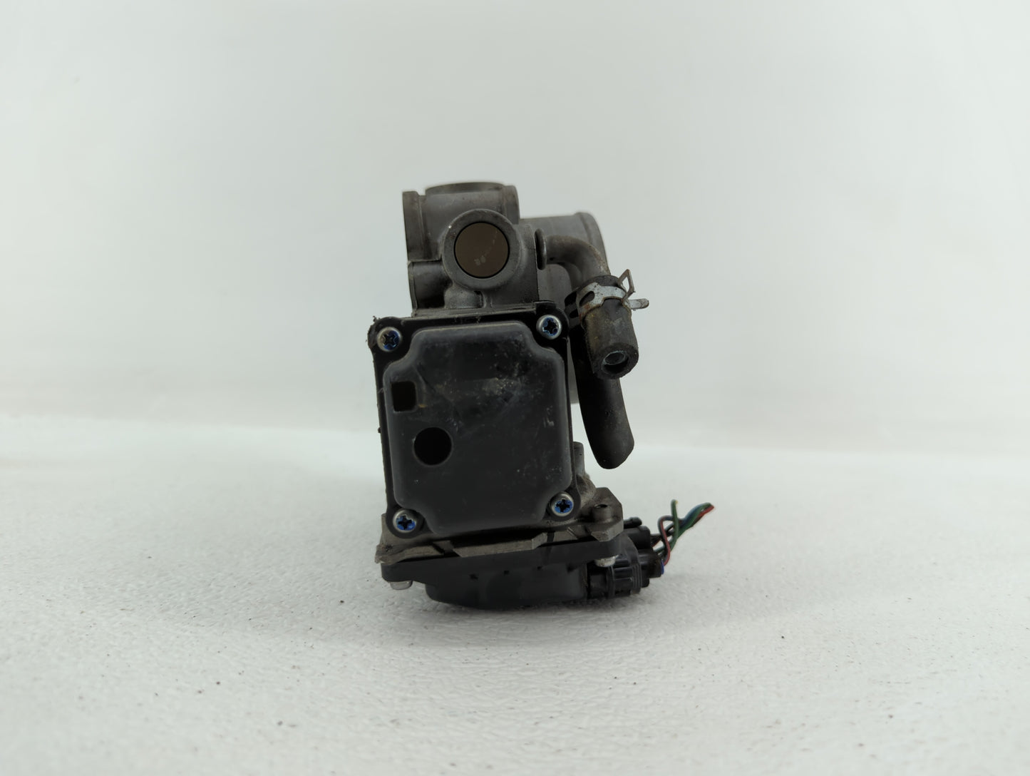 2008-2012 Honda Accord Throttle Body P/N:GMF3B 1430 02P07, GMD7A, GMD7B Fits Fits 2008 2009 2010 2011 2012 OEM Used Auto Par