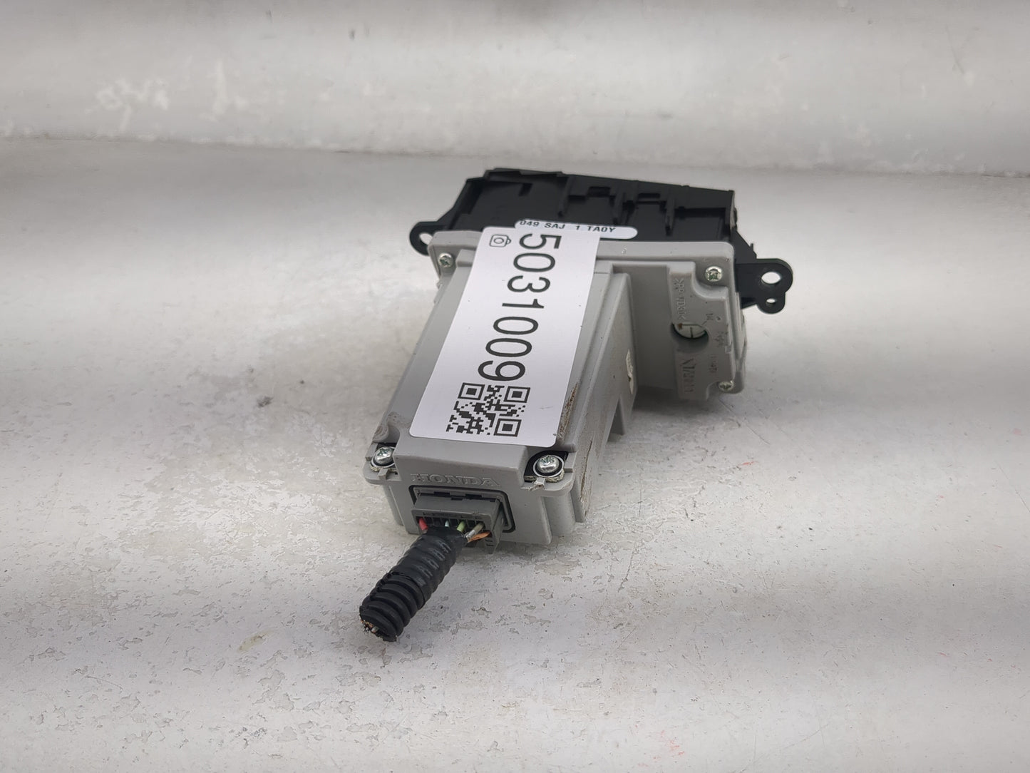 2008-2012 Honda Accord Climate Control Module Temperature AC/Heater Replacement P/N:79620TA0A020M1 05010074226 Fits OEM Used