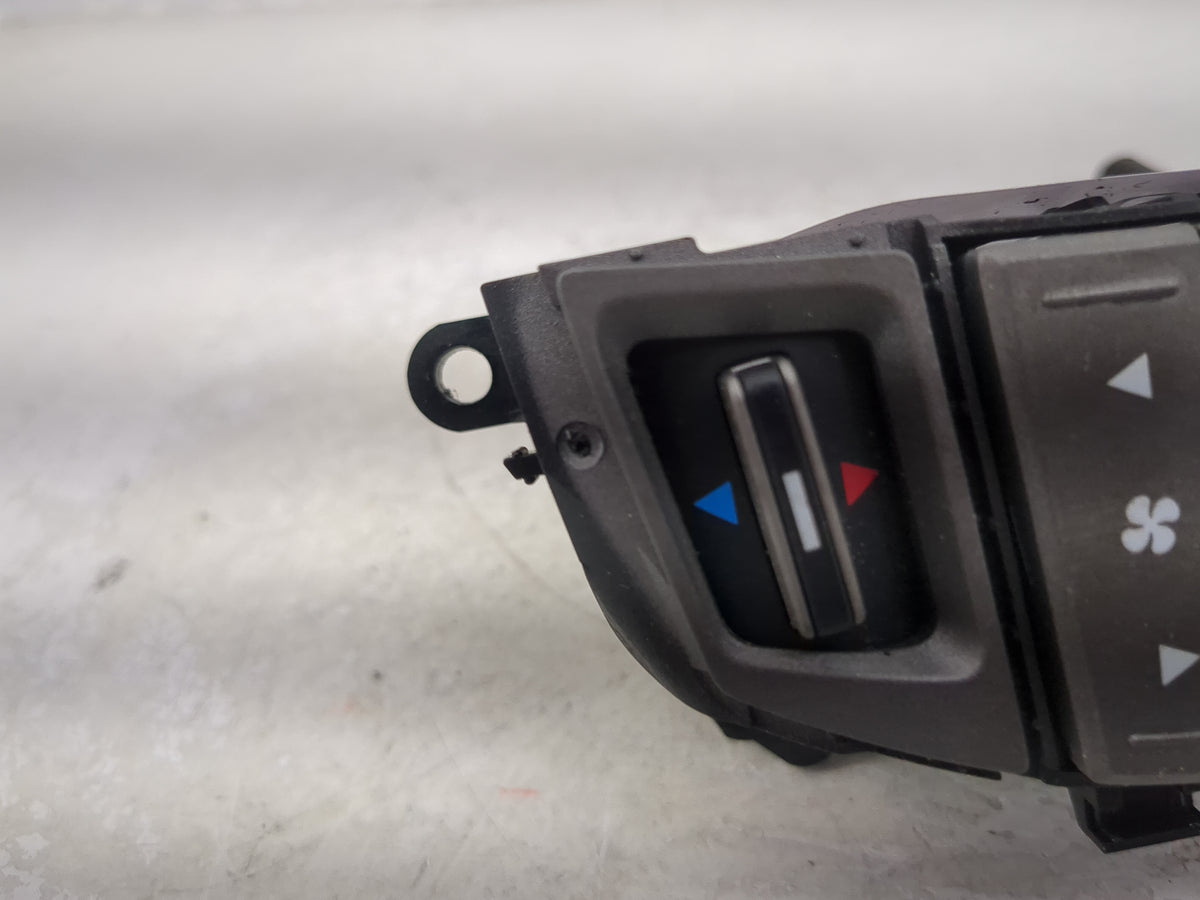 2008-2012 Honda Accord Climate Control Module Temperature AC/Heater Replacement P/N:79630TA0A020M1 04310055134 Fits OEM Used