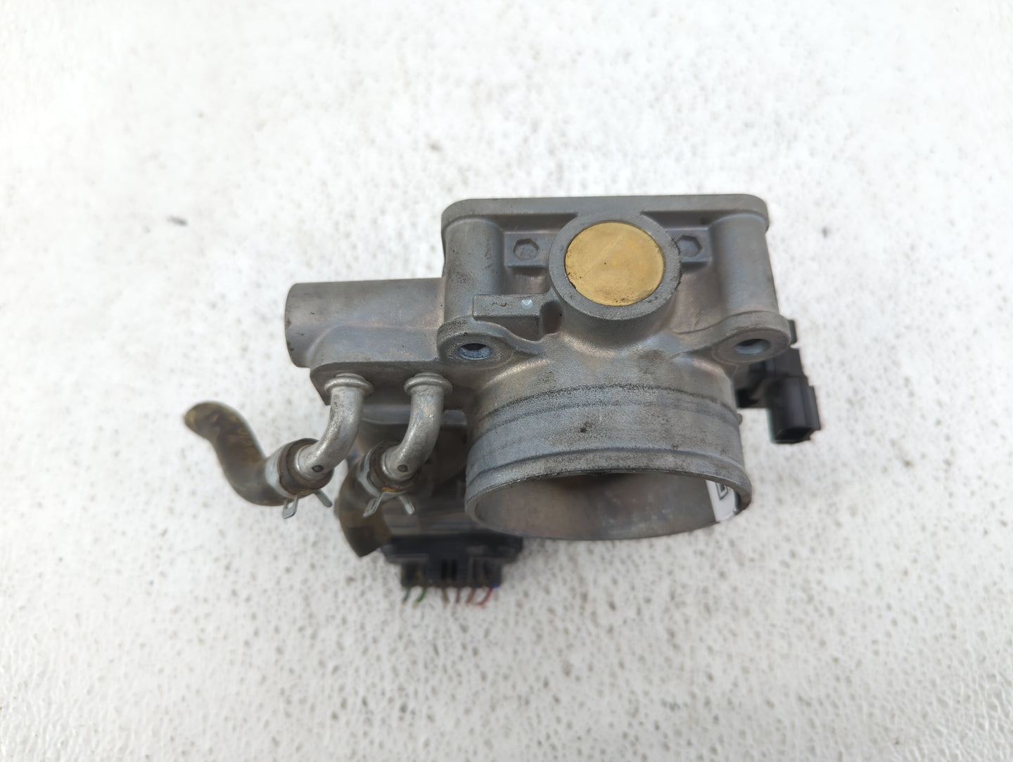 2010-2012 Honda Accord Throttle Body P/N:U319900031729 Fits Fits 2009 2010 2011 2012 2013 2014 2015 2016 2017 OEM Used Auto 