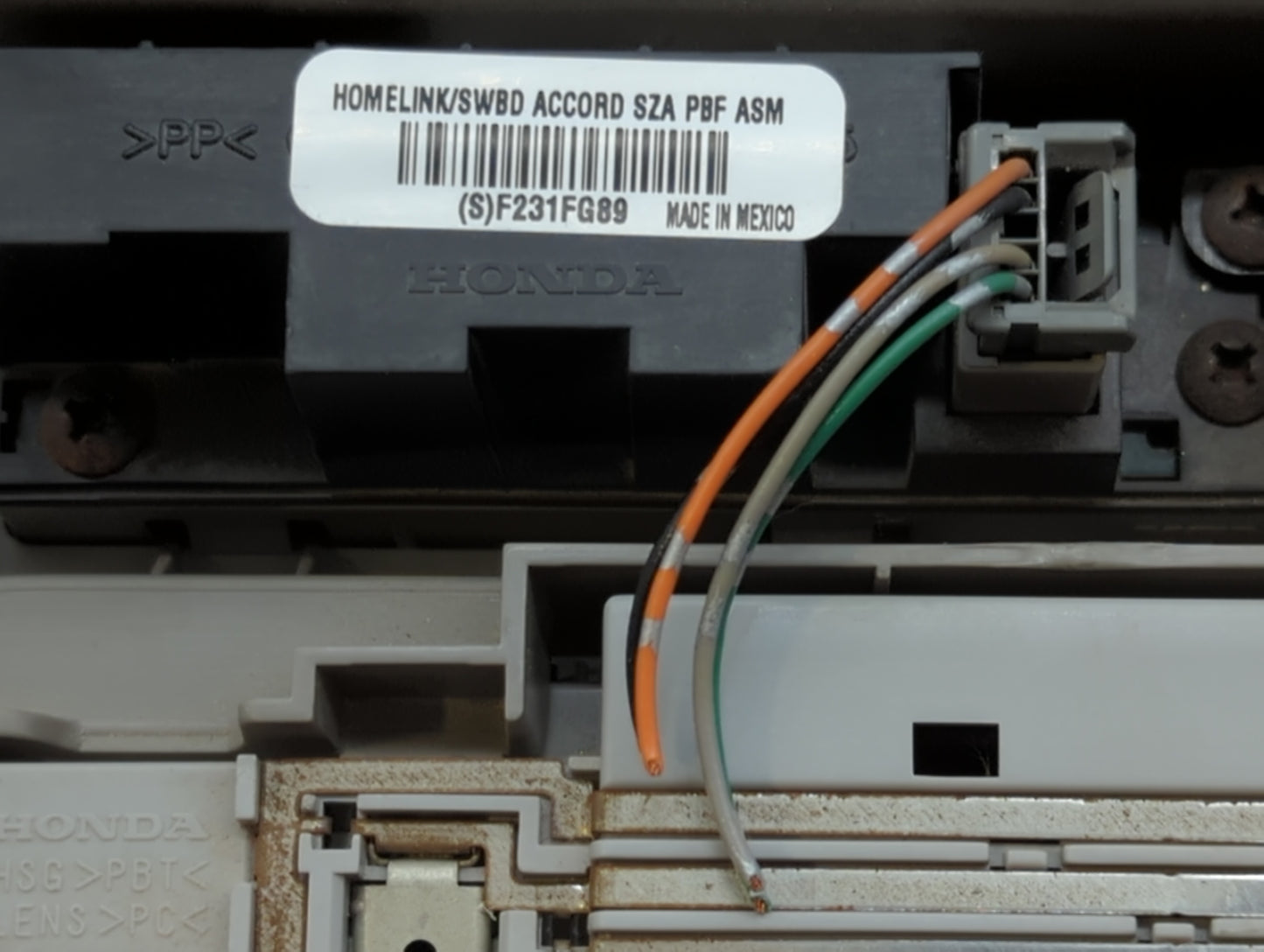2010 Honda Accord Overhead Roof Console Beige - Oemusedautoparts1.com