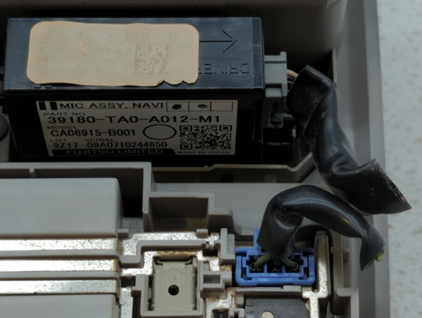 2010 Honda Accord Overhead Roof Console Beige - Oemusedautoparts1.com