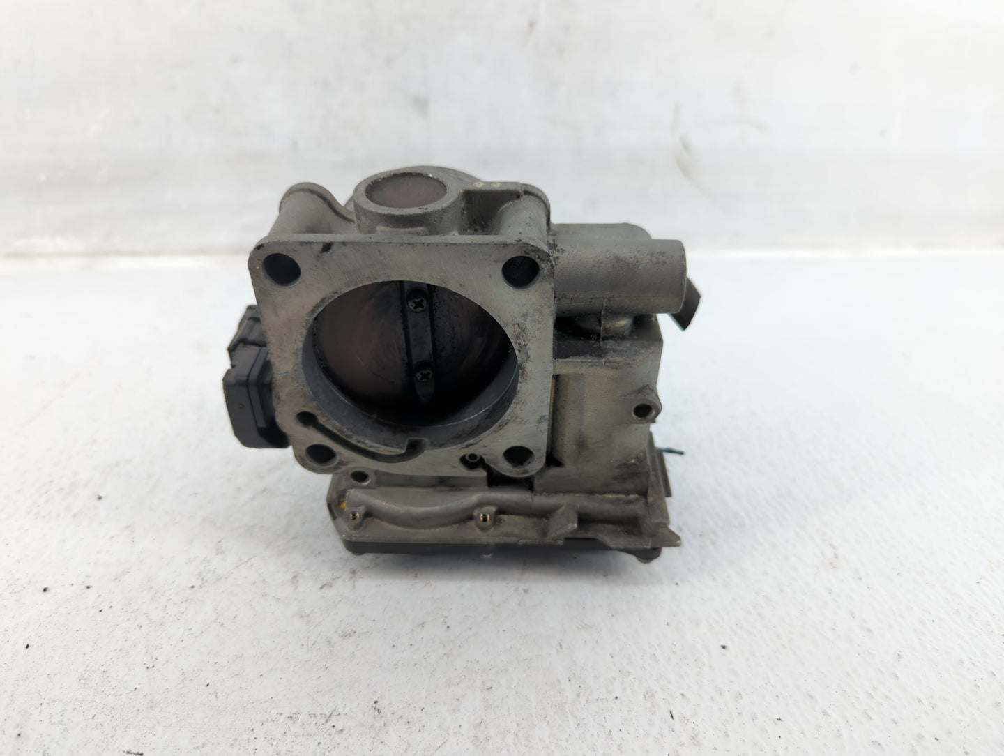 2010-2012 Honda Accord Throttle Body P/N:U31990052367 Fits Fits 2009 2010 2011 2012 2013 2014 2015 2016 2017 OEM Used Auto P