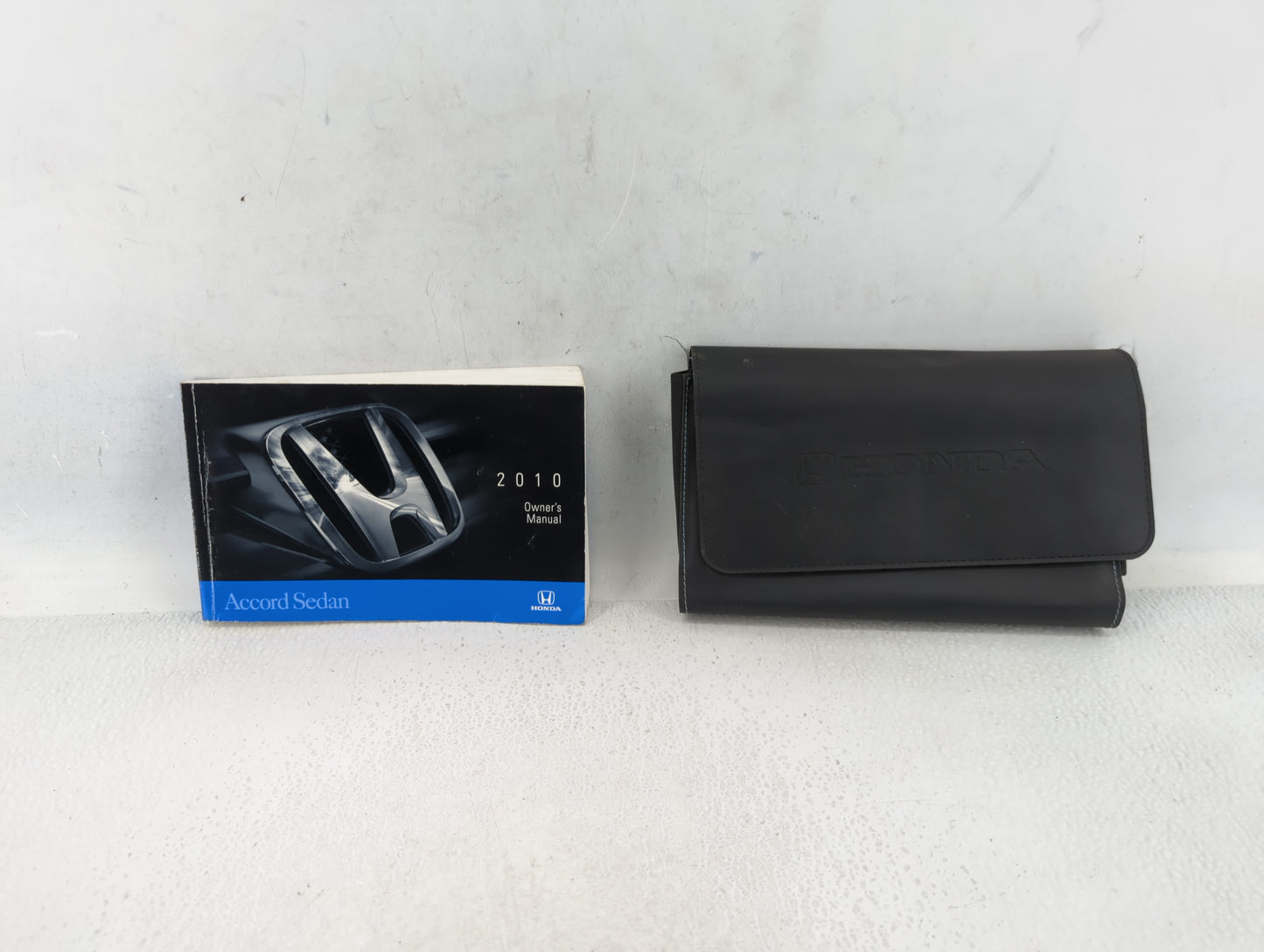 2010 Honda Accord Owners Manual Book Guide P/N:00X31-TA5-6200 OEM Used Auto Parts - Oemusedautoparts1.com