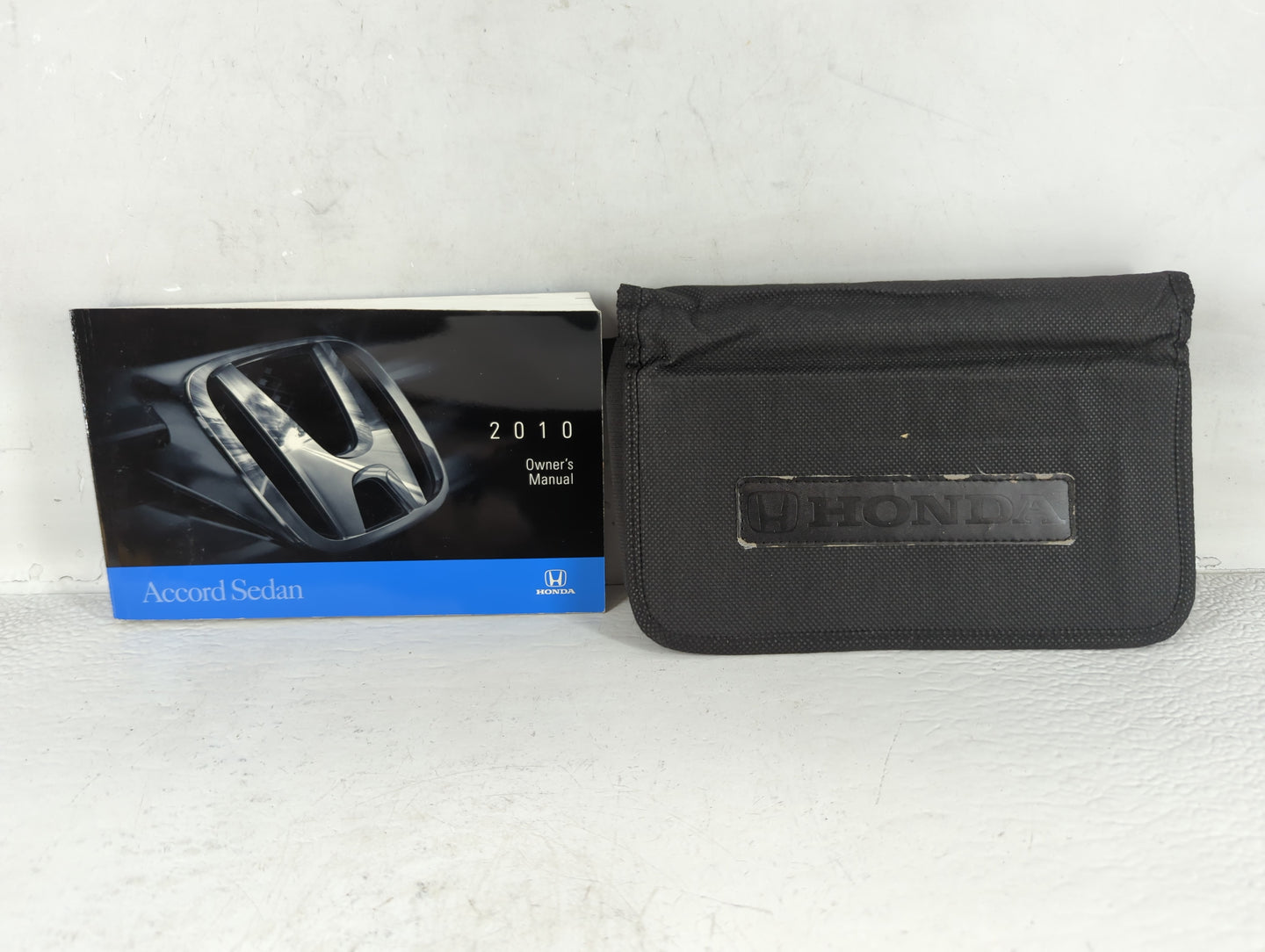 2010 Honda Accord Owners Manual Book Guide P/N:00X31-TA5-6201 OEM Used Auto Parts - Oemusedautoparts1.com