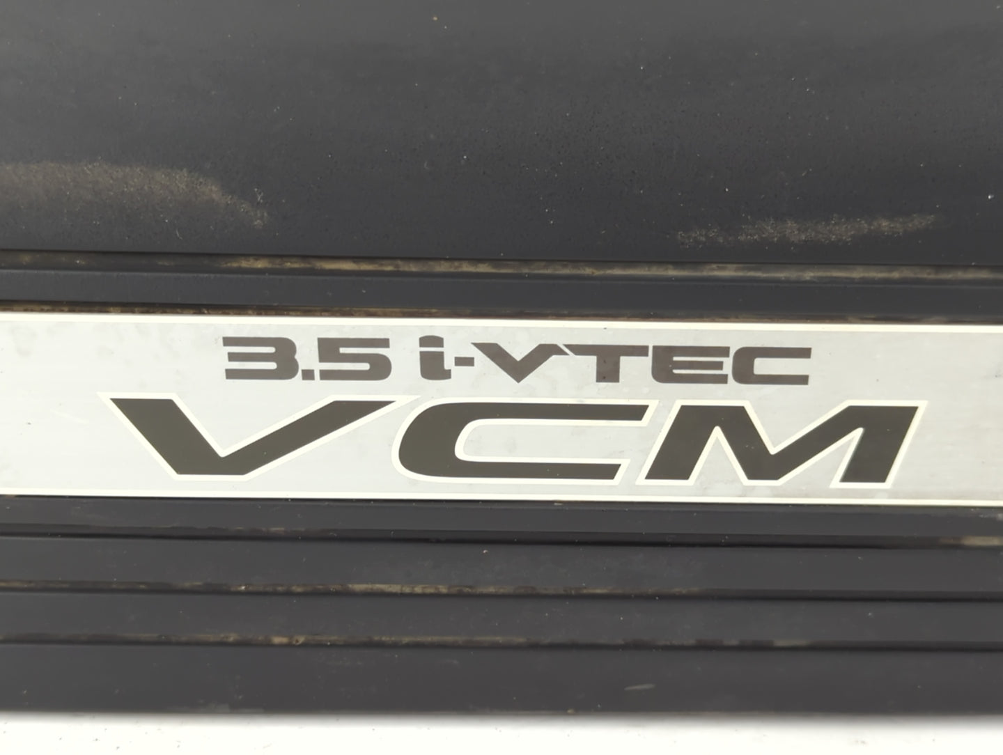 2010 Honda Accord Engine Cover - Oemusedautoparts1.com