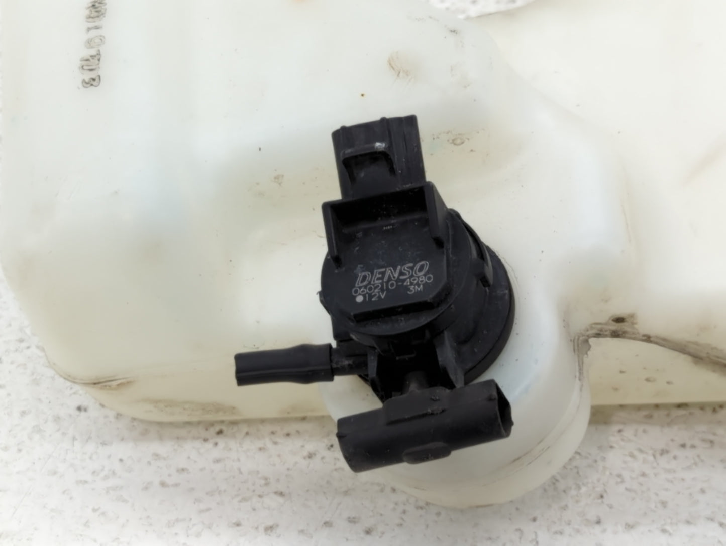 2008-2012 Honda Accord Windshield Washer Fluid Reservoir Bottle Oem - Oemusedautoparts1.com