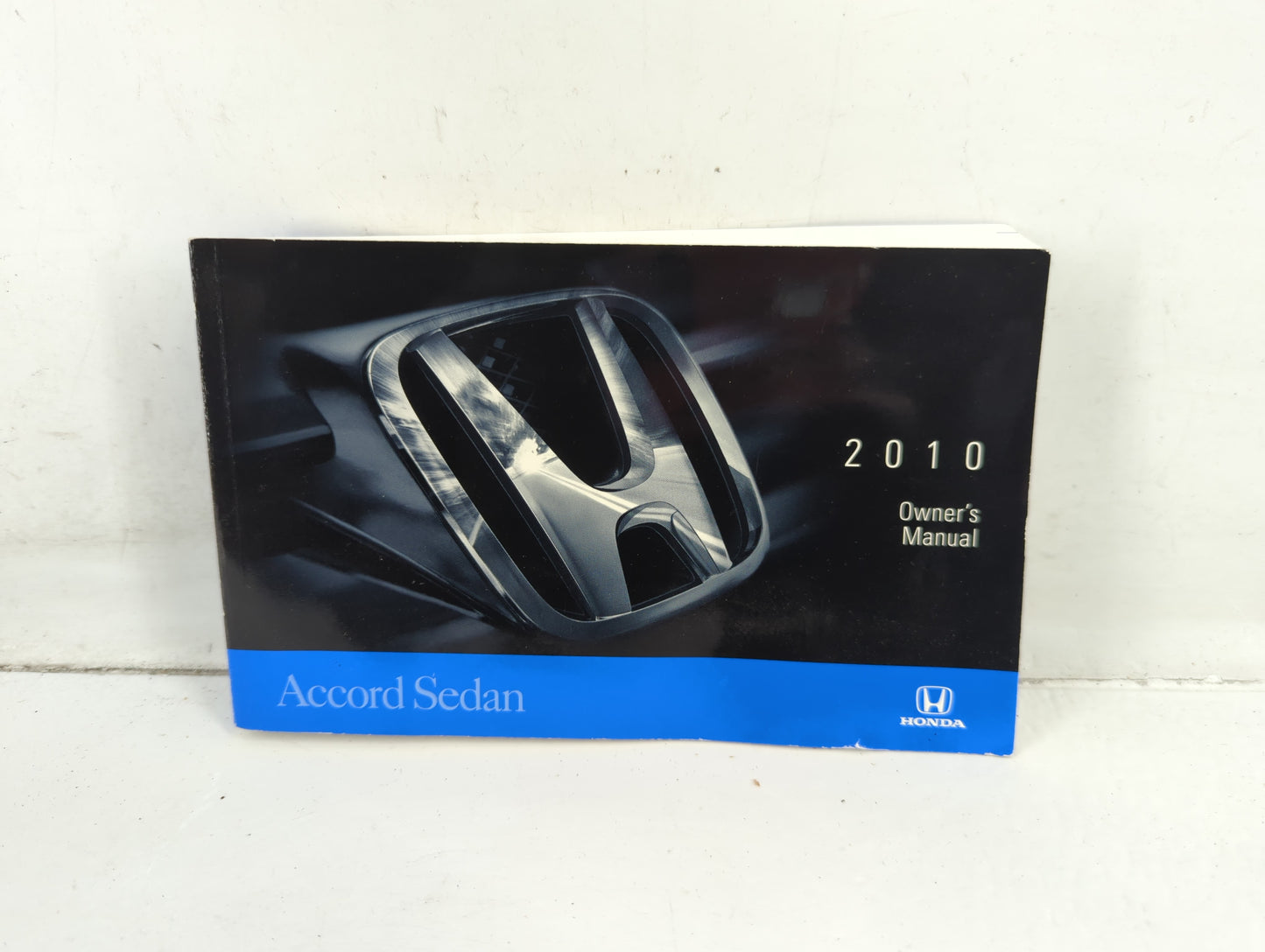 2010 Honda Accord Owners Manual Book Guide P/N:00X31-TA5-6201 31TA5620 OEM Used Auto Parts - Oemusedautoparts1.com