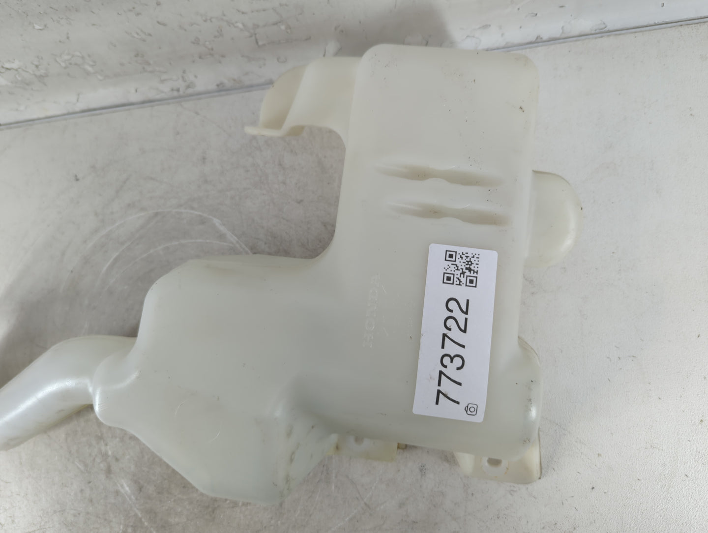 2008-2012 Honda Accord Windshield Washer Fluid Reservoir Bottle Oem - Oemusedautoparts1.com