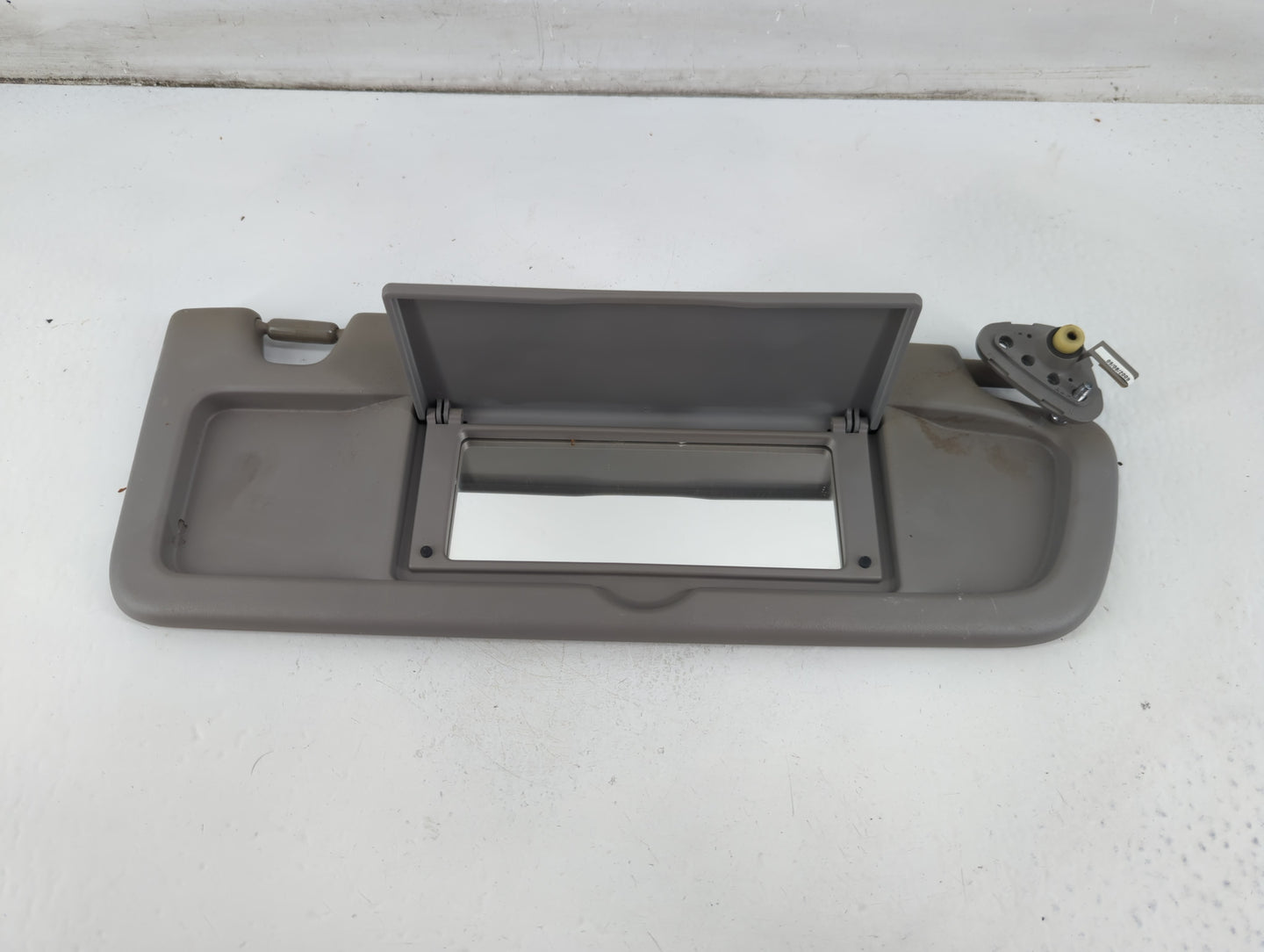 2006-2011 Honda Civic Sun Visor Shade Replacement Passenger Right Mirror Fits Fits 2006 2007 2008 2009 2010 2011 OEM Used Au