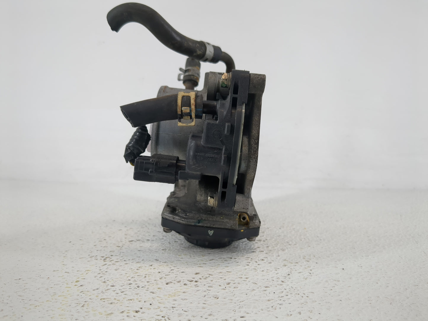 2006-2011 Honda Civic Throttle Body P/N:1430 12M14 Fits Fits 2006 2007 2008 2009 2010 2011 OEM Used Auto Parts - Oemusedauto