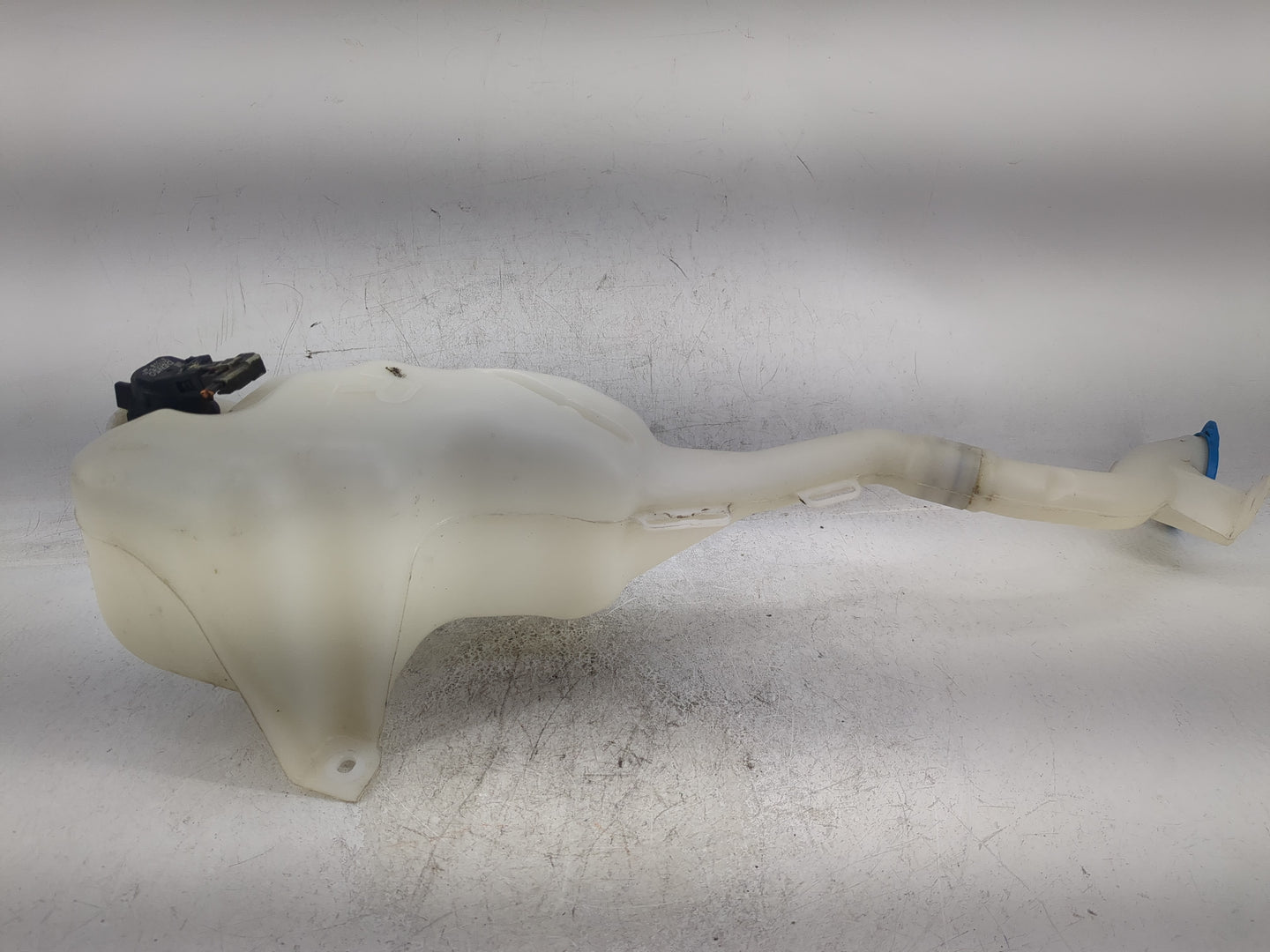 2006-2011 Honda Civic Windshield Washer Fluid Reservoir Bottle Oem - Oemusedautoparts1.com
