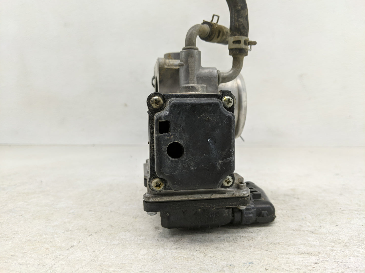 2006-2011 Honda Civic Throttle Body P/N:1430 12M14 Fits Fits 2006 2007 2008 2009 2010 2011 OEM Used Auto Parts - Oemusedauto