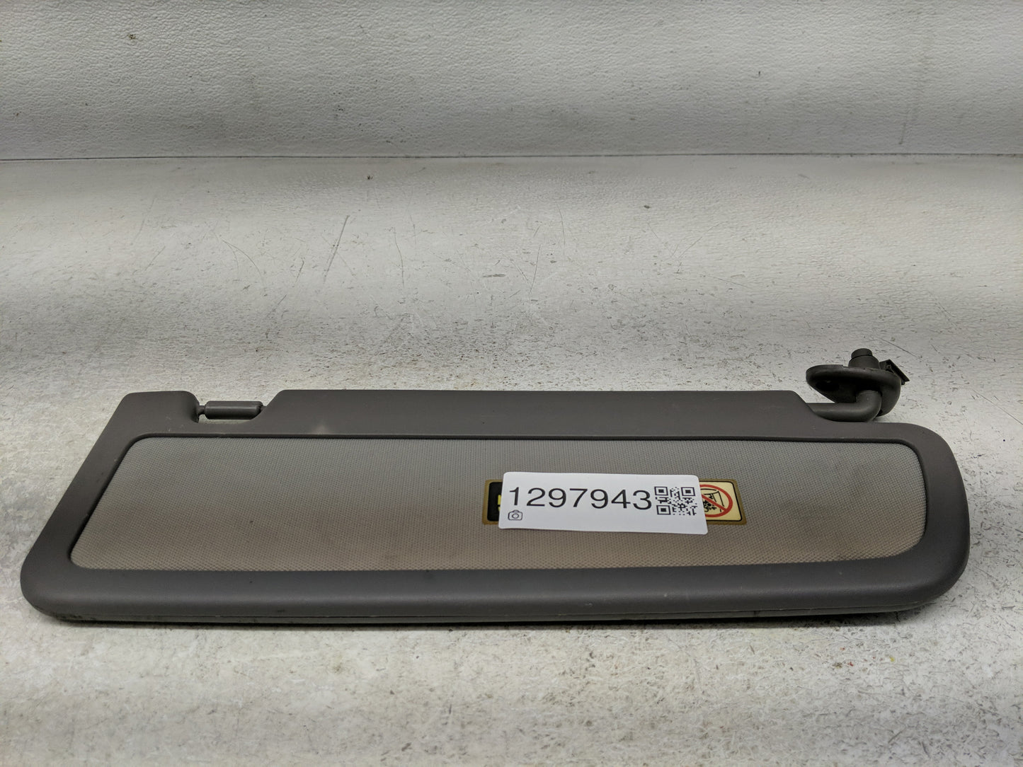 2006-2011 Honda Civic Sun Visor Shade Replacement Driver Left Mirror Fits Fits 2006 2007 2008 2009 2010 2011 OEM Used Auto P